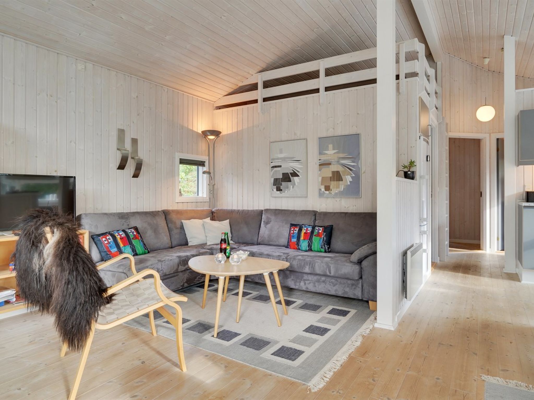 "Alethe" - 1km from the sea