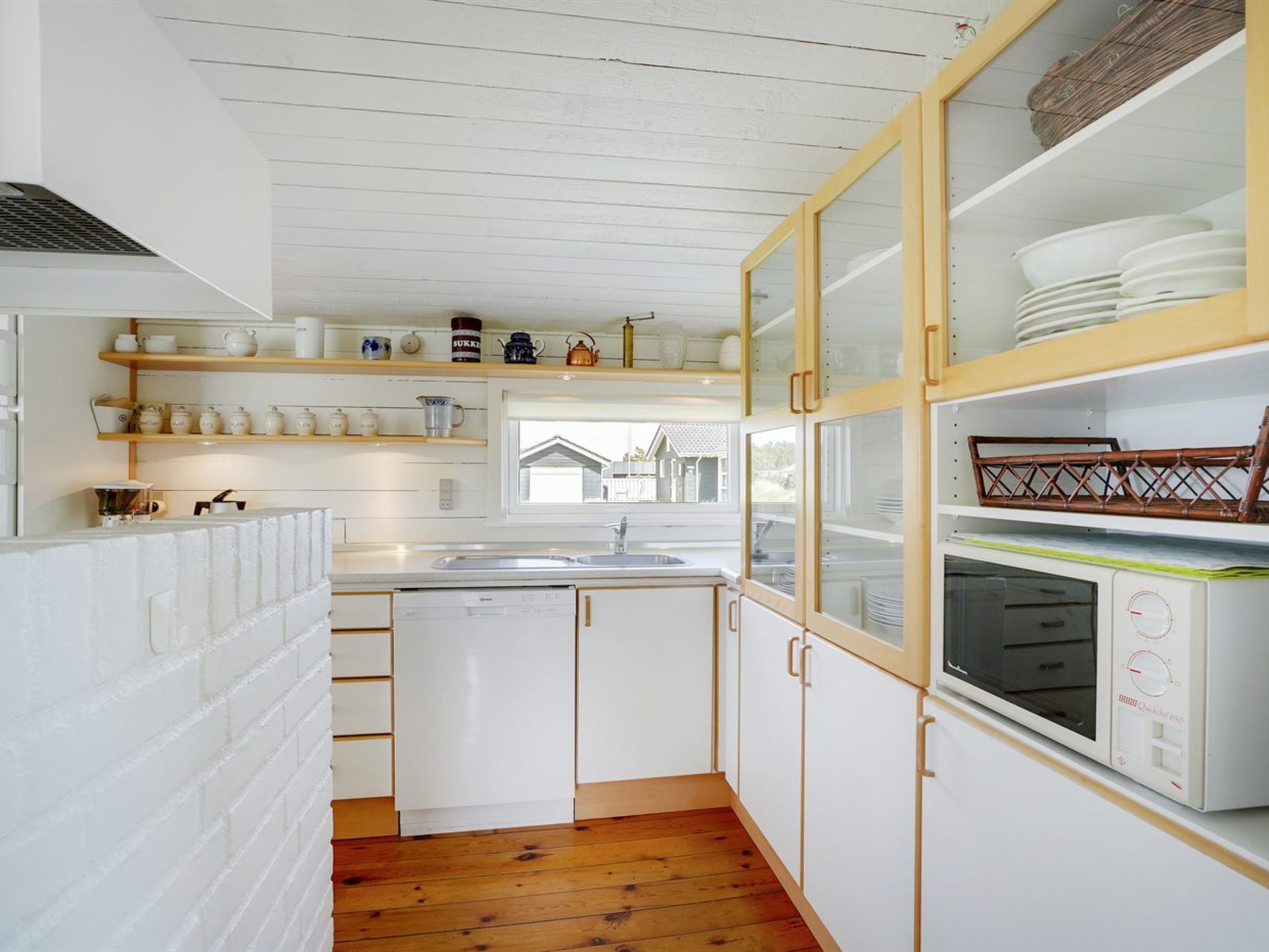 "Dreng" - 800m from the sea-Binnen
