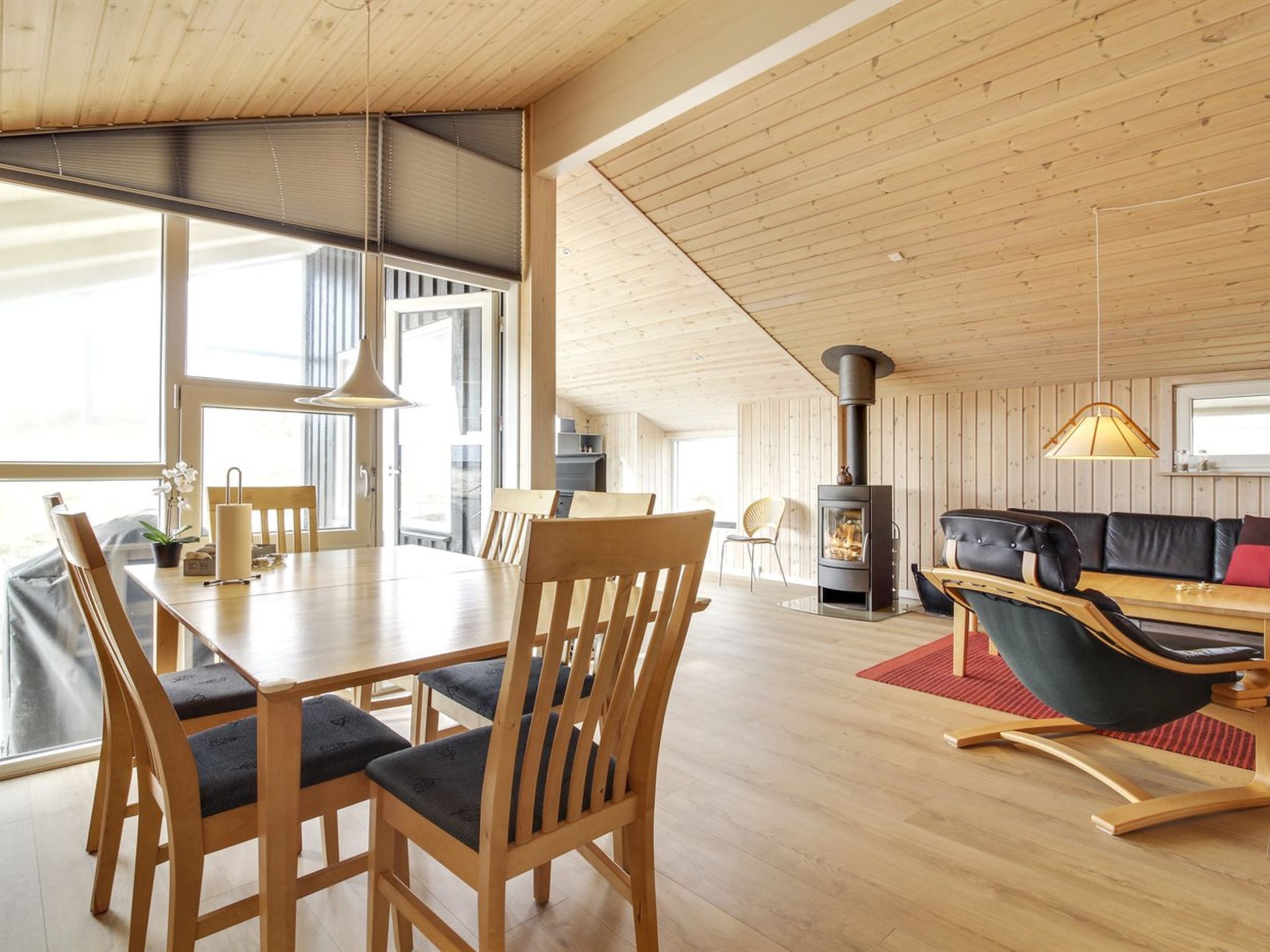 "Emelia" - 50m from the sea-Binnen