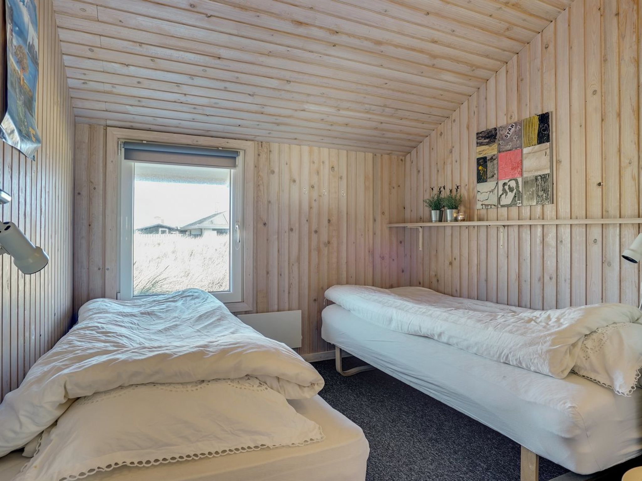 "Emelia" - 50m from the sea-Binnen