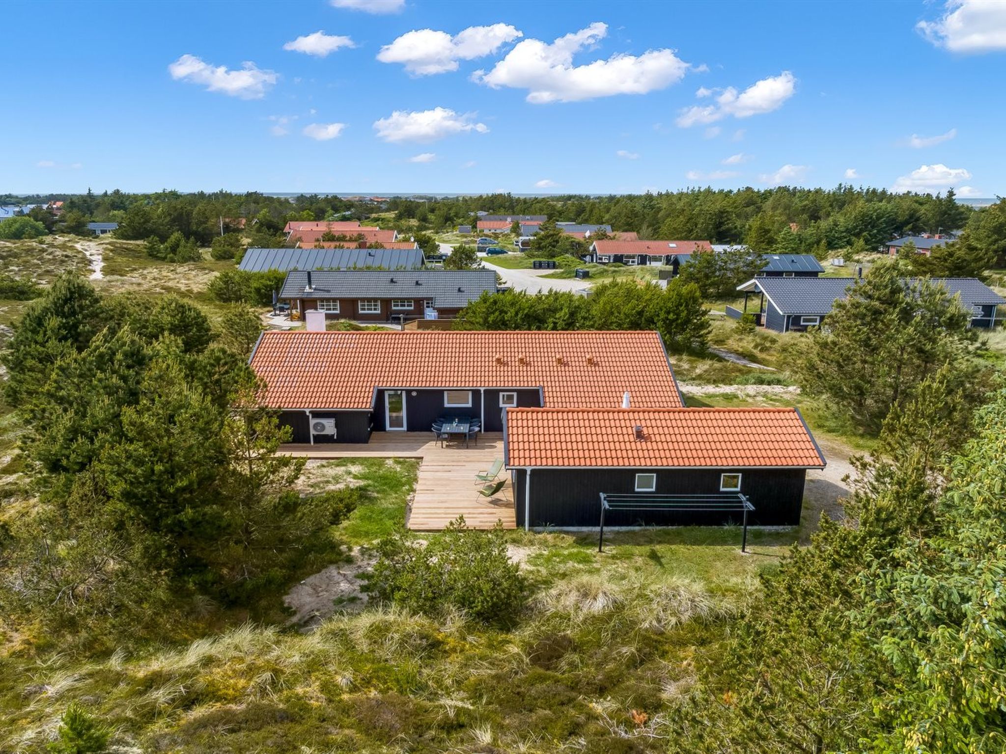 "Antto" - 900m from the sea - Buiten