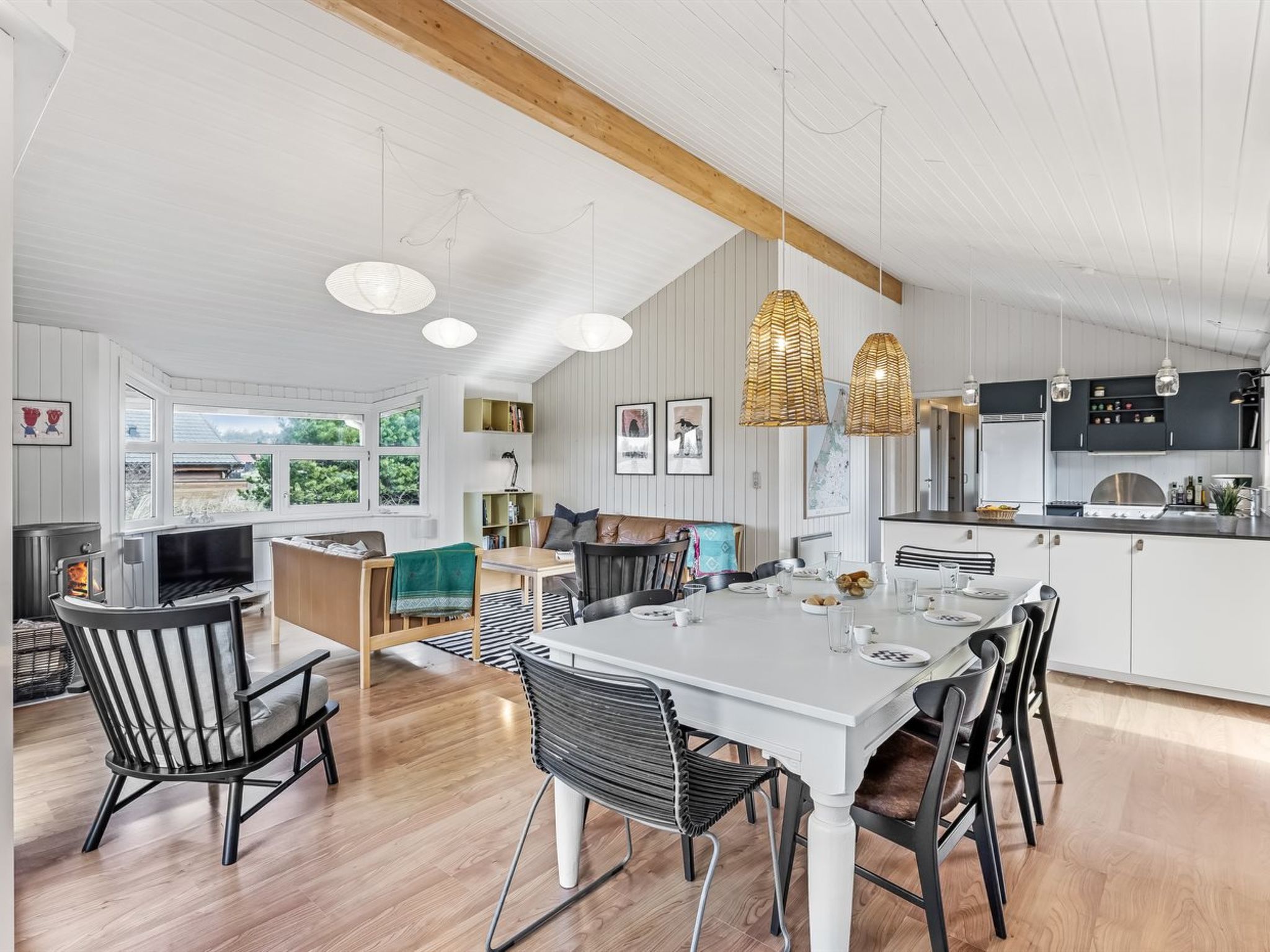 "Antto" - 900m from the sea - Binnen