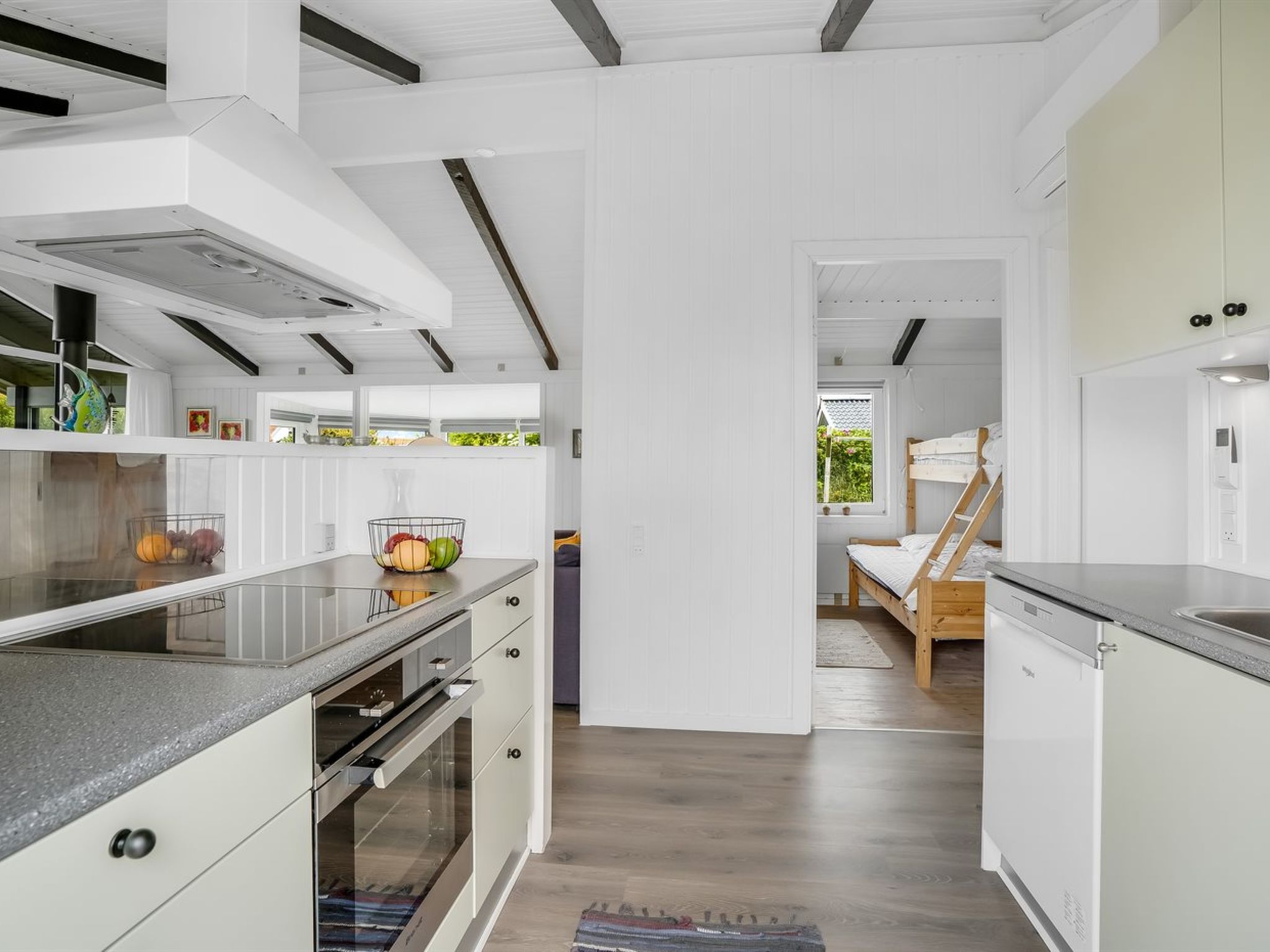 "Gerlis" - 75m from the sea-Binnen