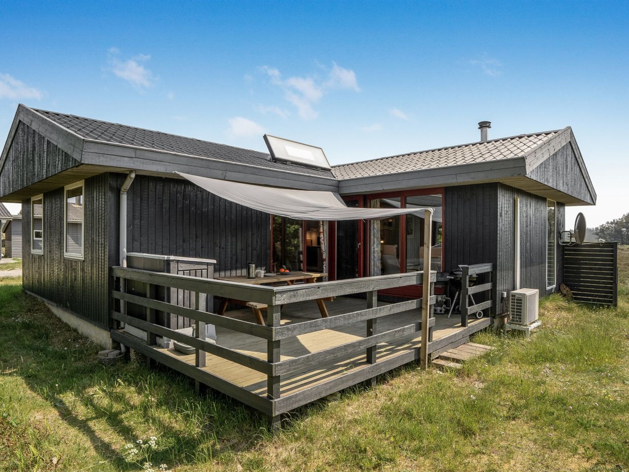 "Chumani" - 900m from the sea - Buiten
