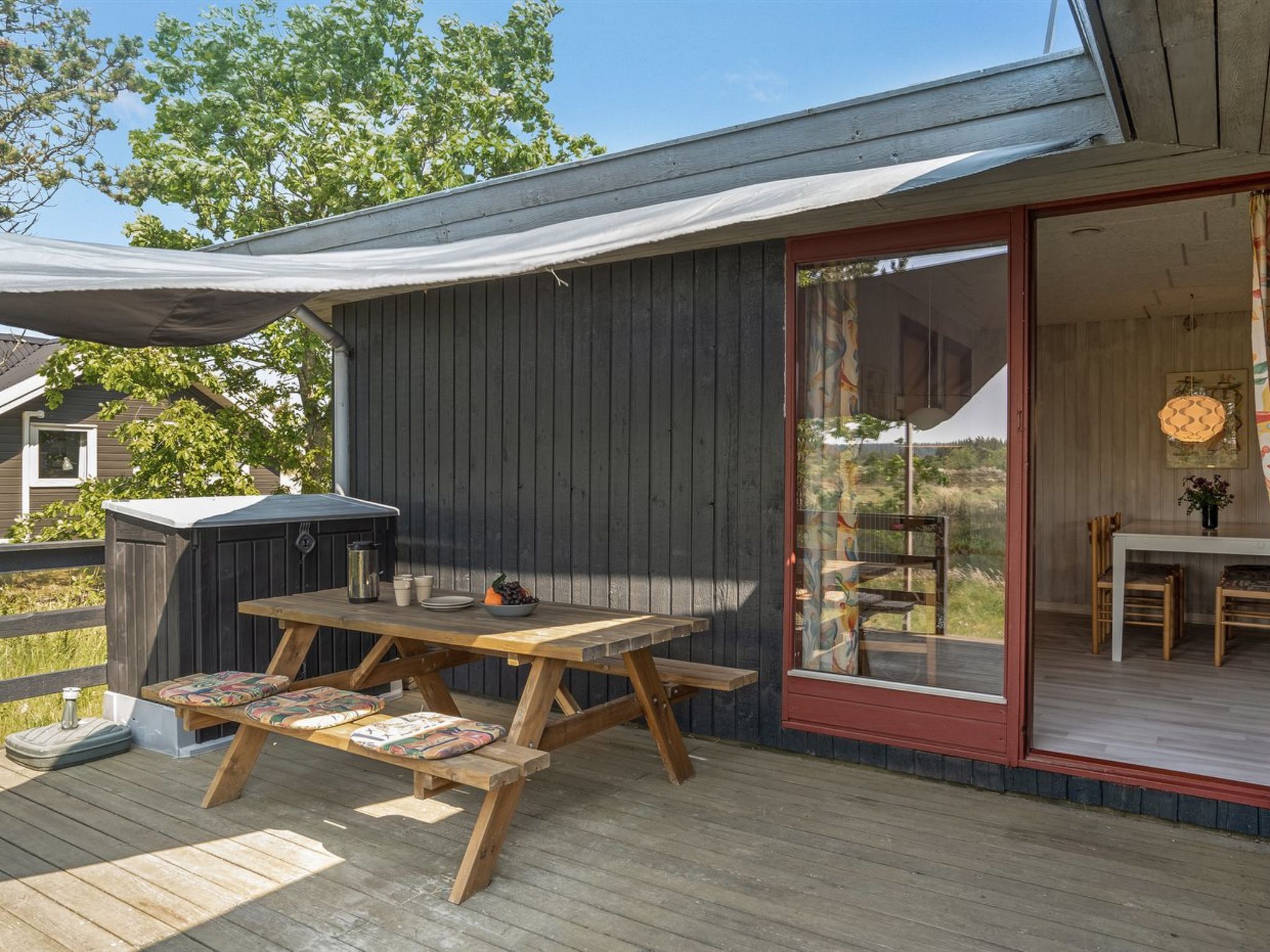 "Chumani" - 900m from the sea - Buiten