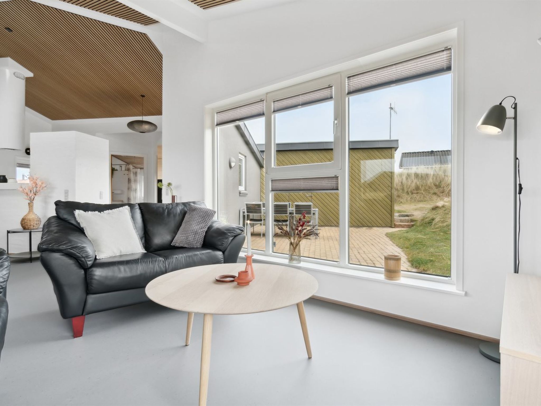 "Dennik" - 100m from the sea-Binnen