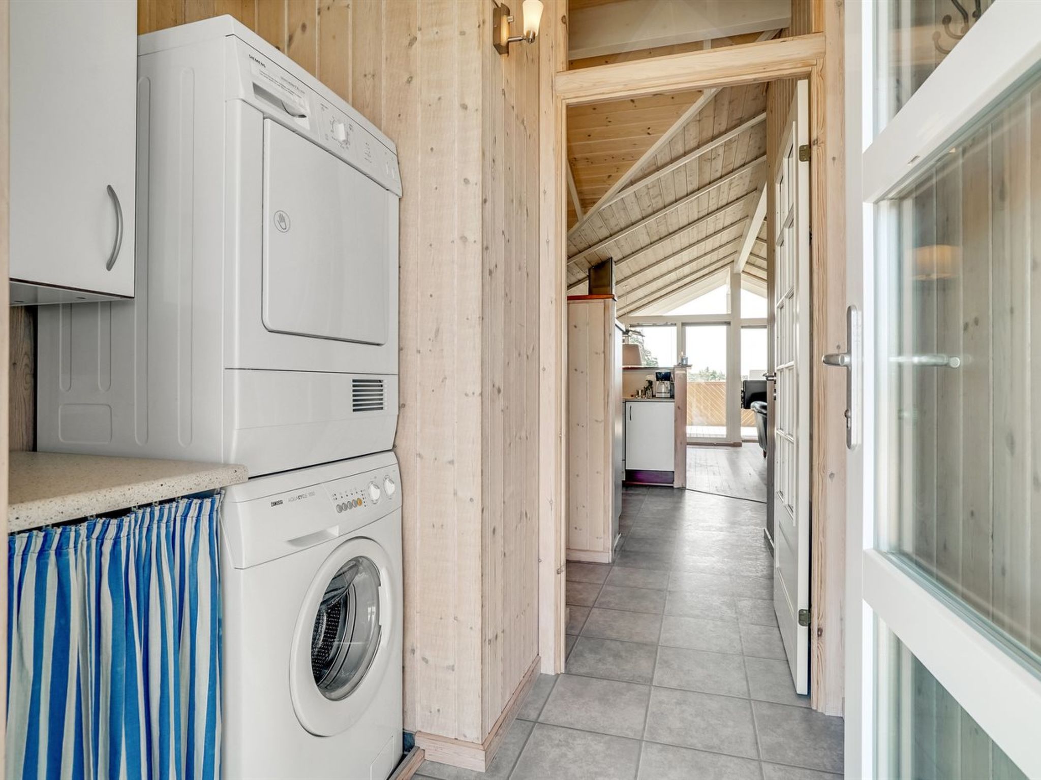 "Horsten" - 350m from the sea - Binnen