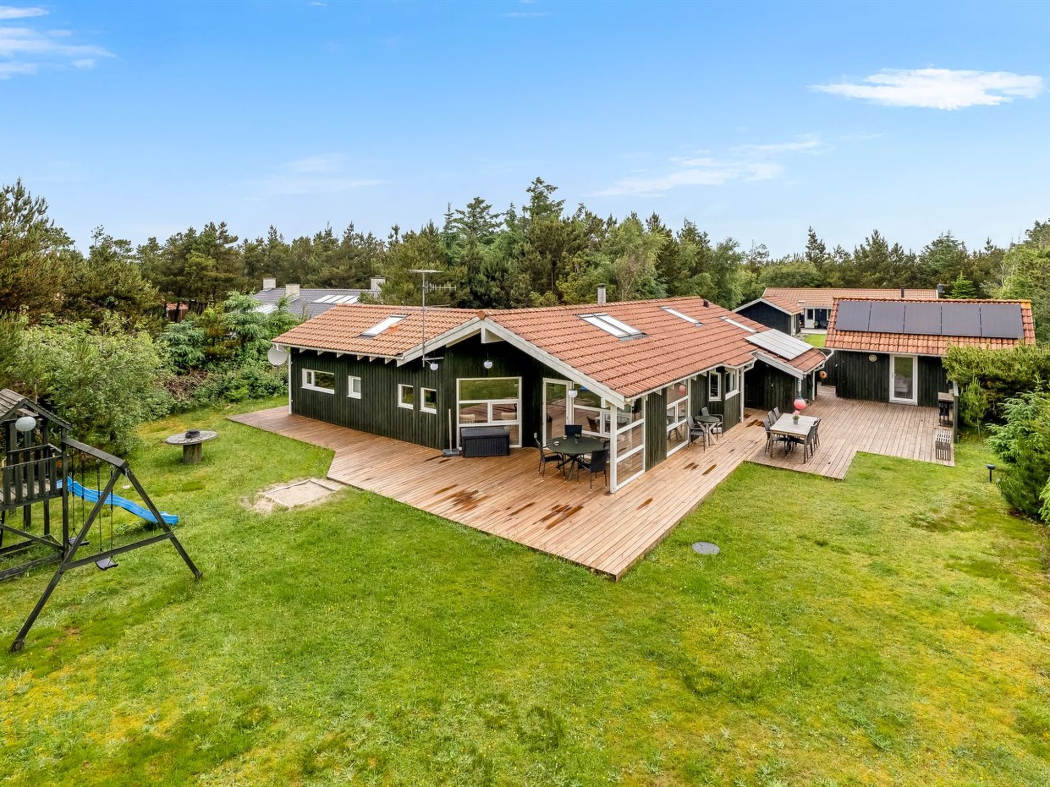 "Heggi" - 900m from the sea