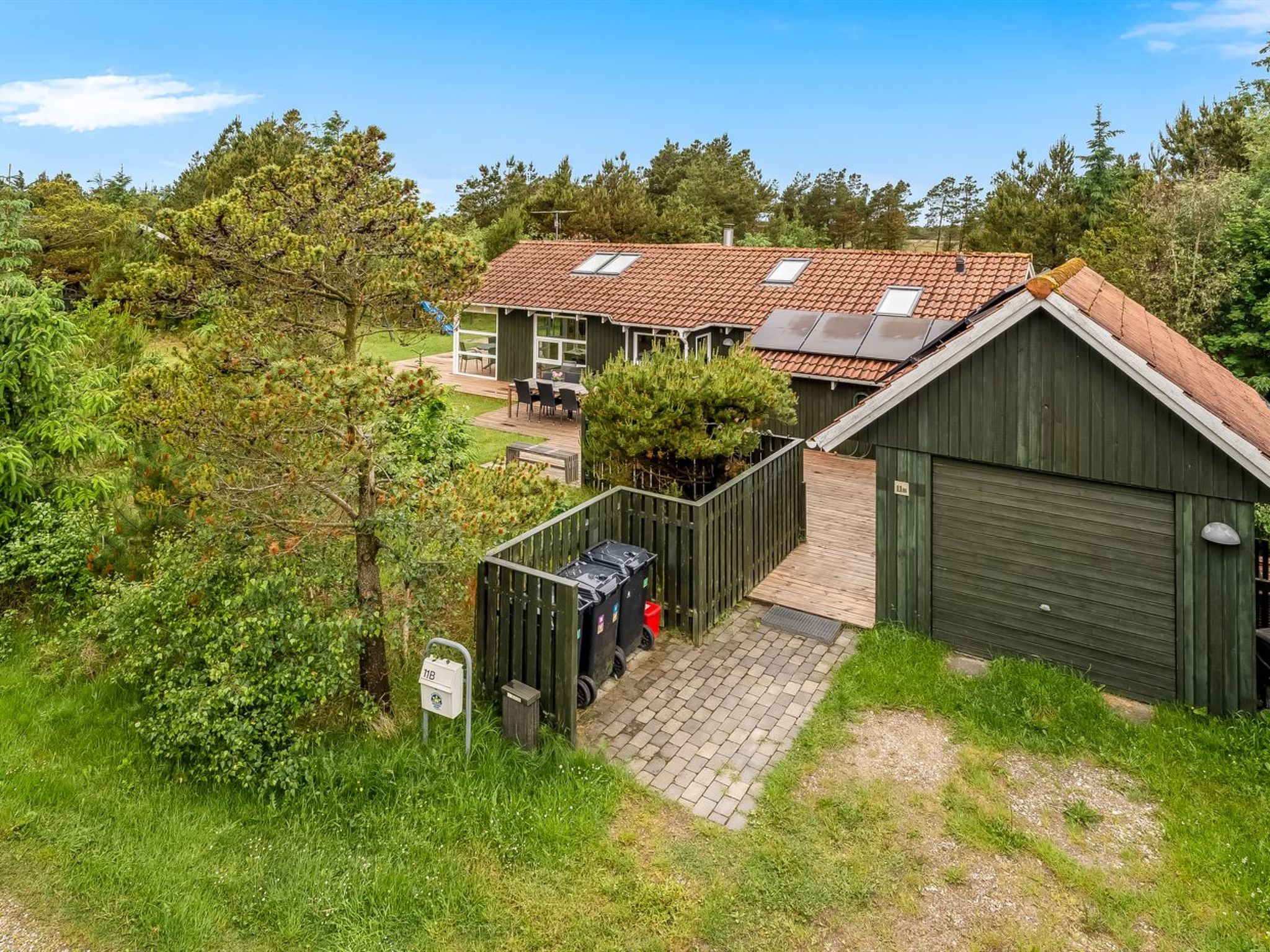 "Heggi" - 900m from the sea - Buiten