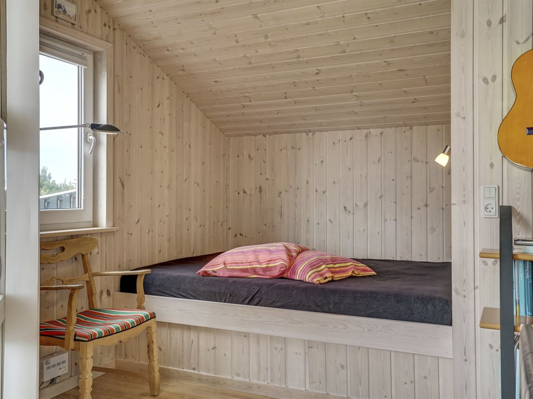 "Emppu" - 400m from the sea - Binnen