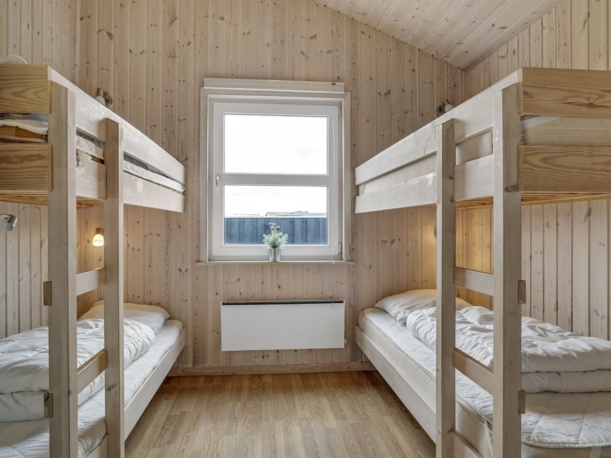 "Emppu" - 400m from the sea - Binnen