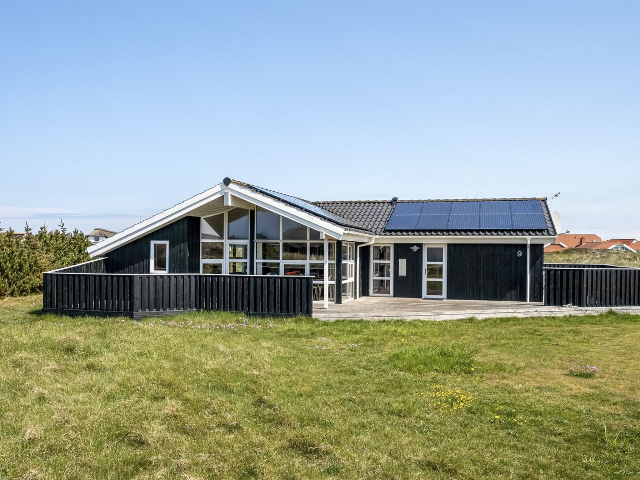 "Emppu" - 400m from the sea - Buiten