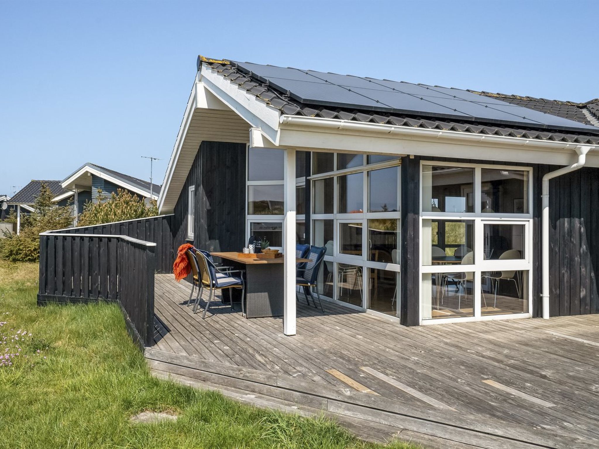 "Emppu" - 400m from the sea - Buiten