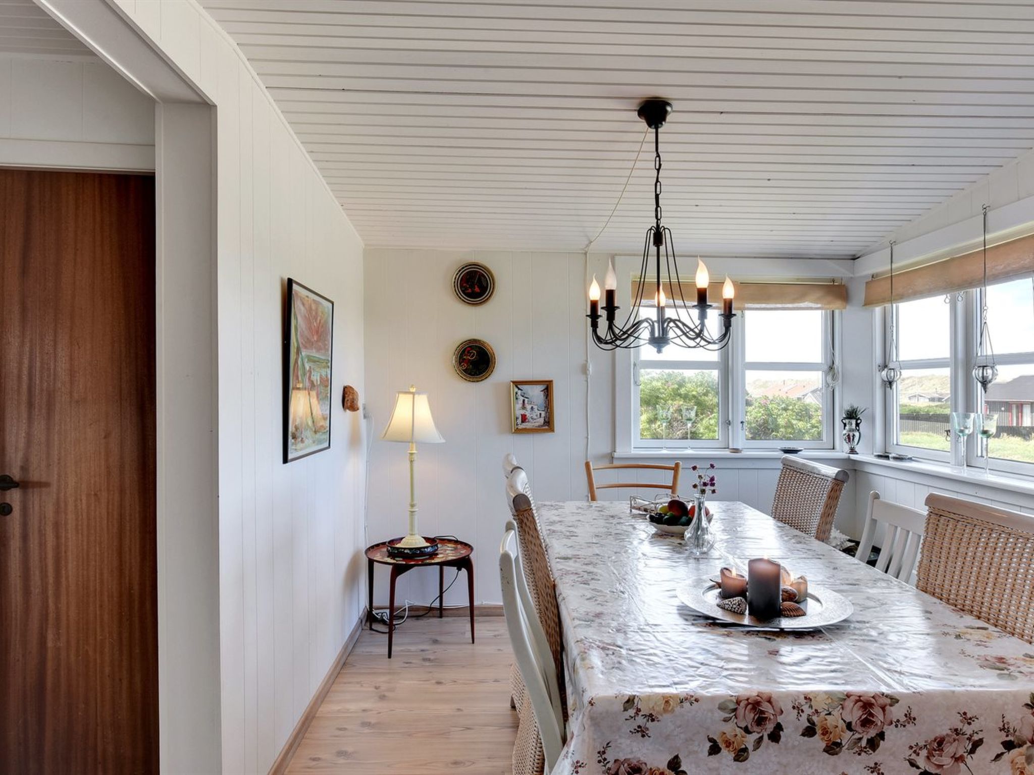 "Anik" - 100m from the sea-Drinnen