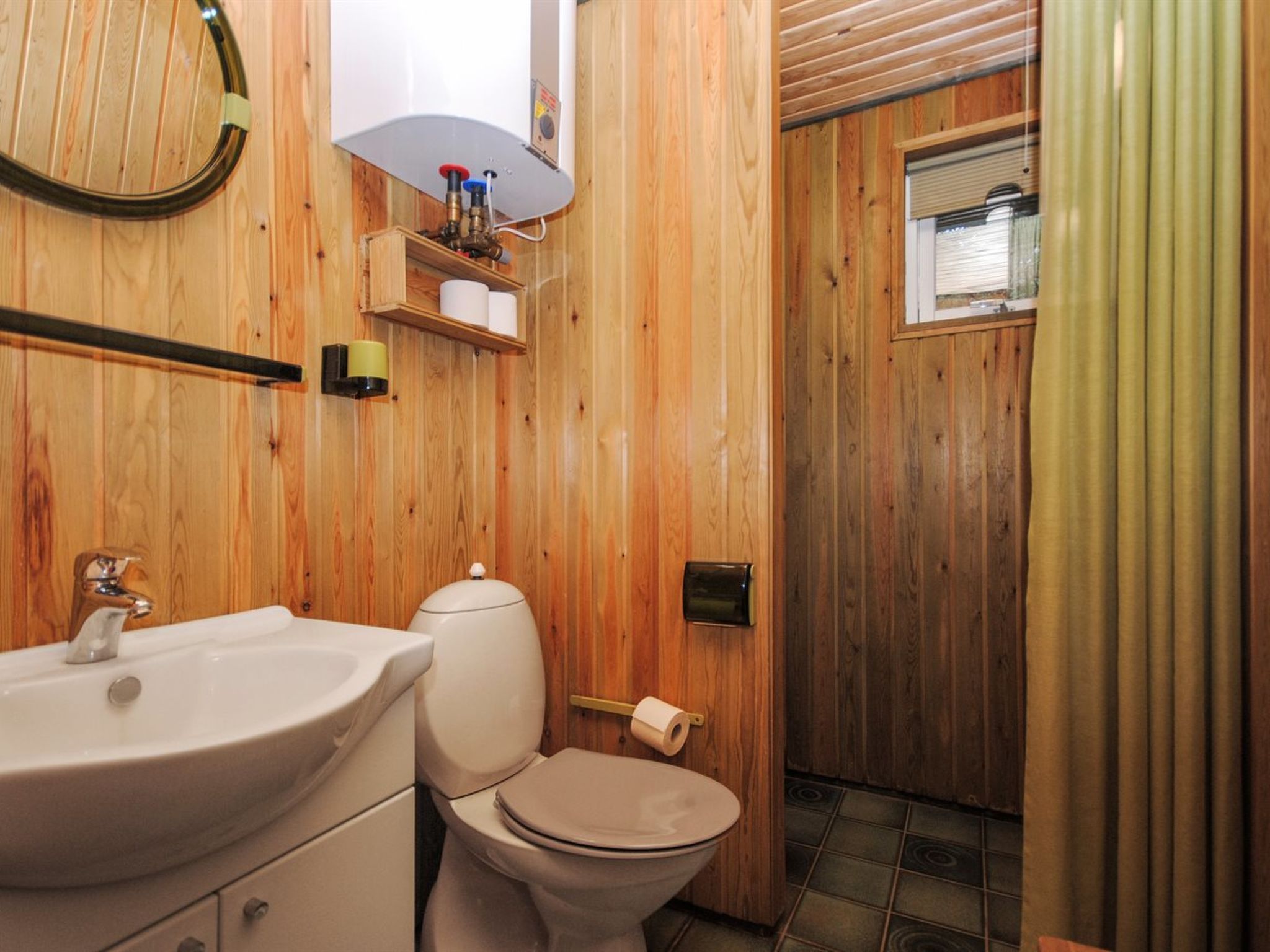 "Tuovi" - 800m from the sea - Inside