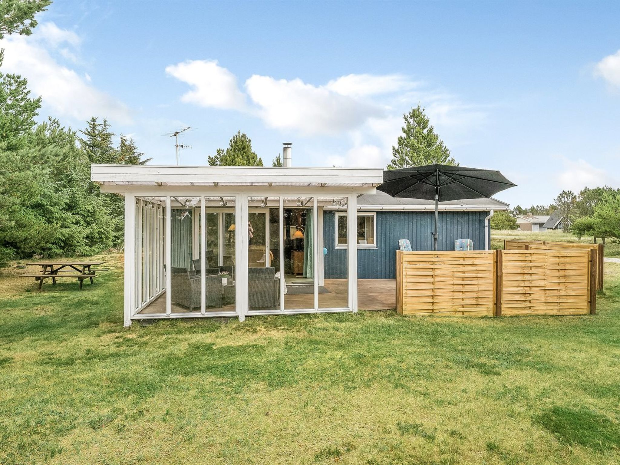 "Hughlek" - 900m from the sea - Draußen