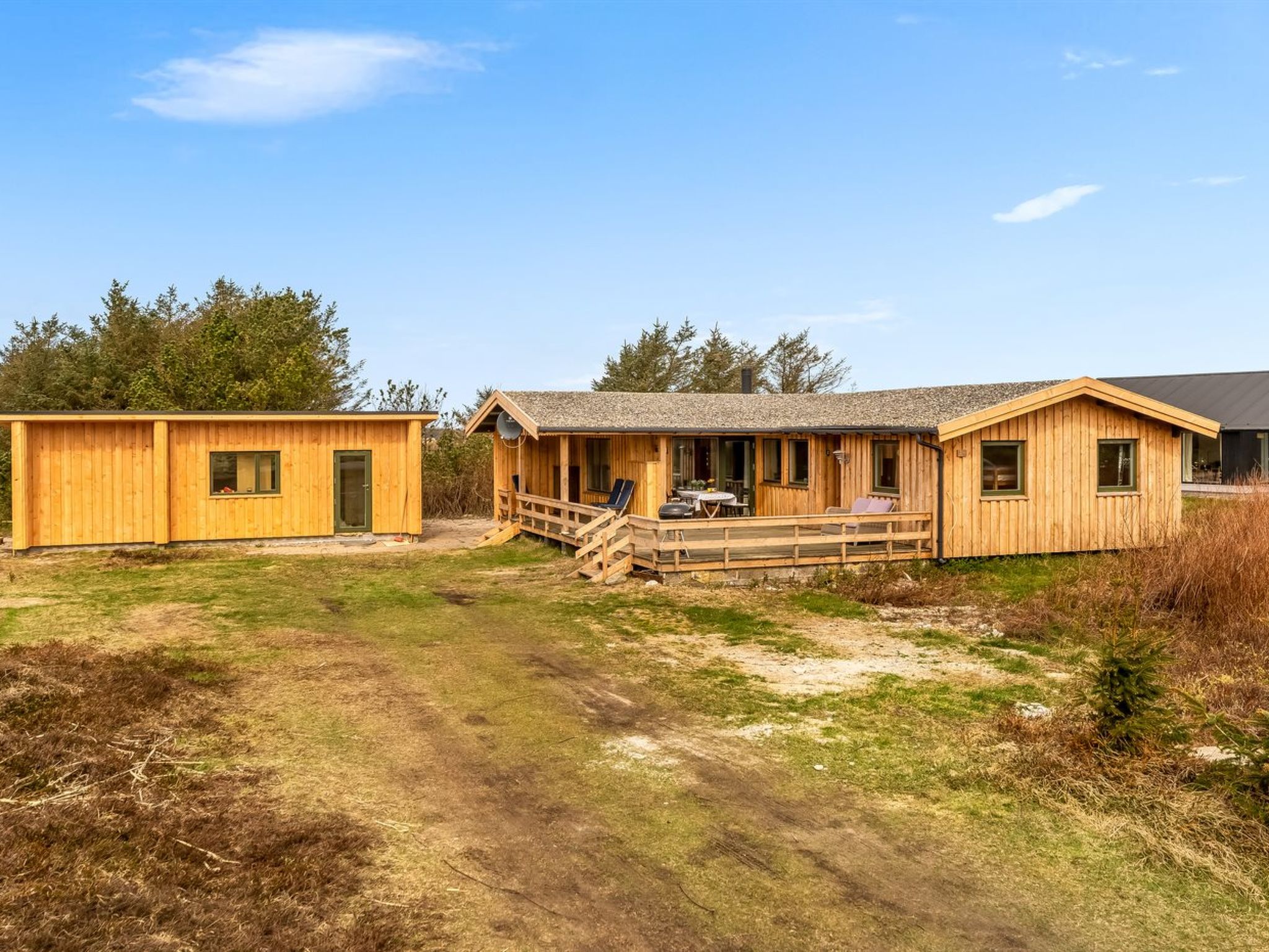 "Sharina" - 500m from the sea - Buiten