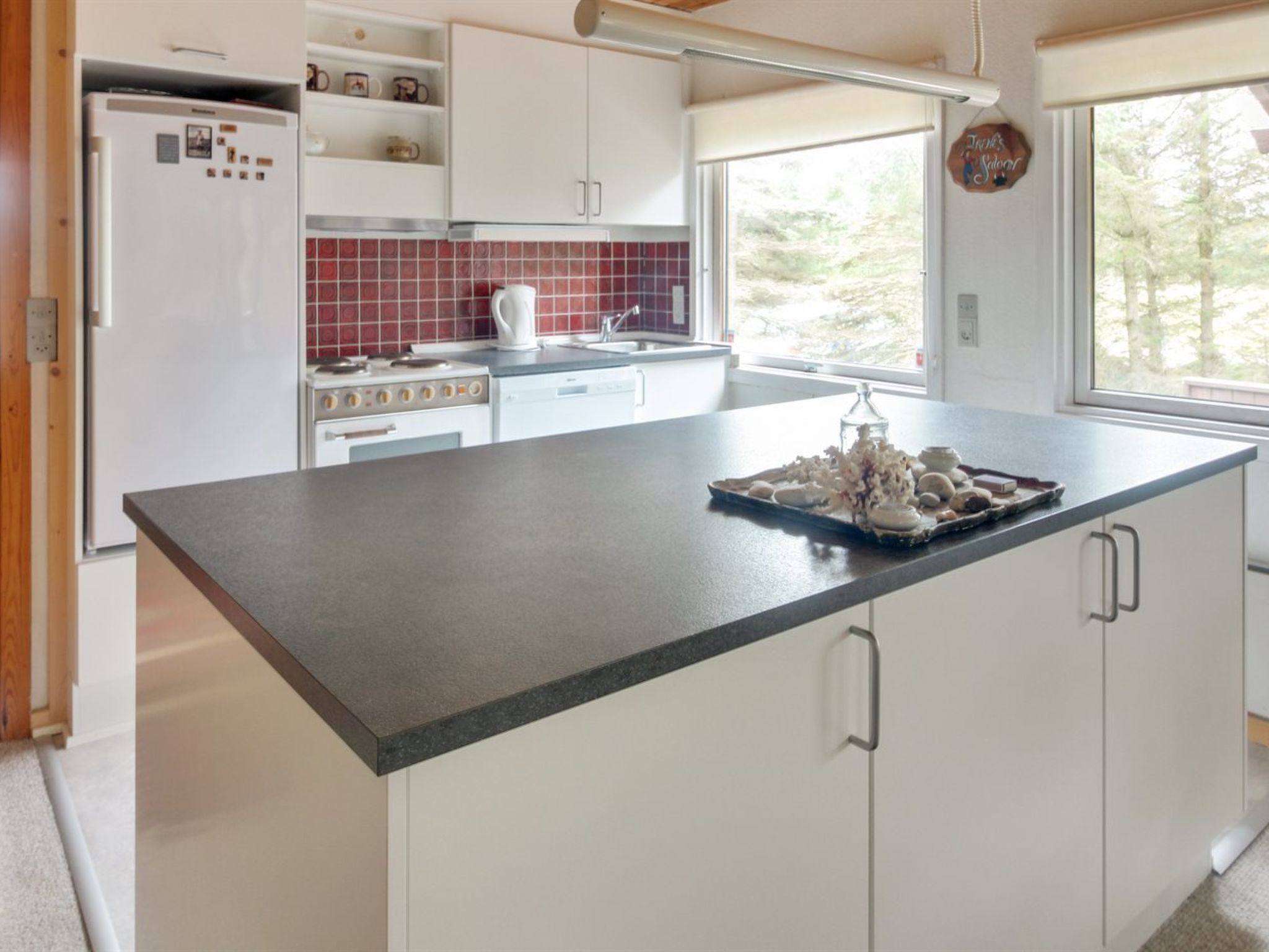 "Eine" - 800m from the sea