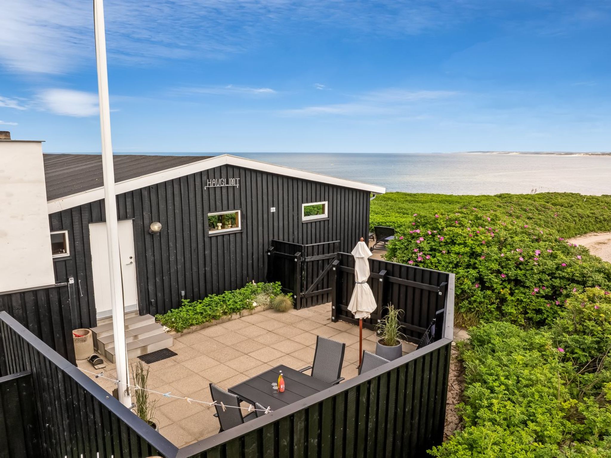 "Legolas" - 50m from the sea - Buiten