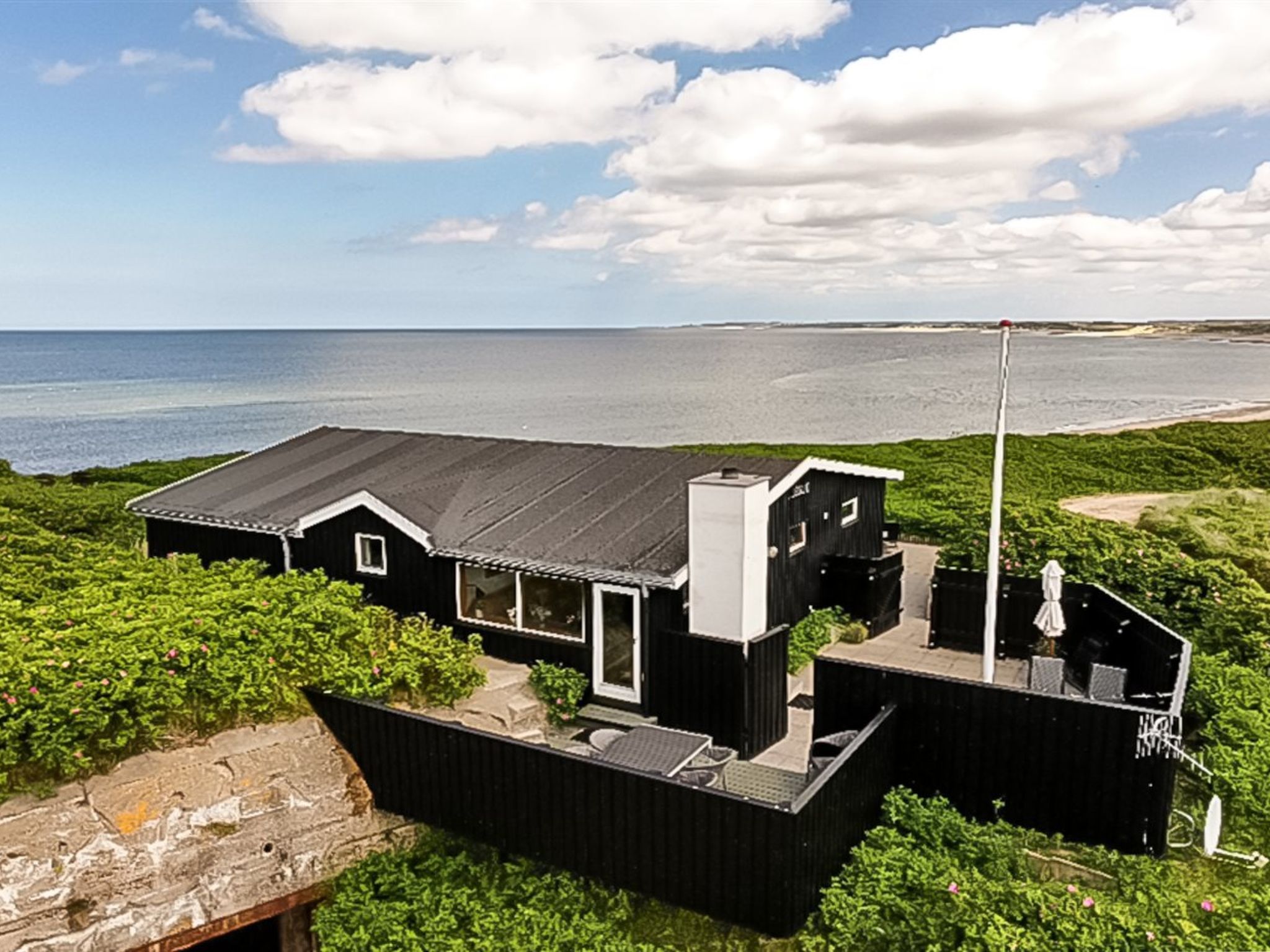 "Legolas" - 50m from the sea - Buiten