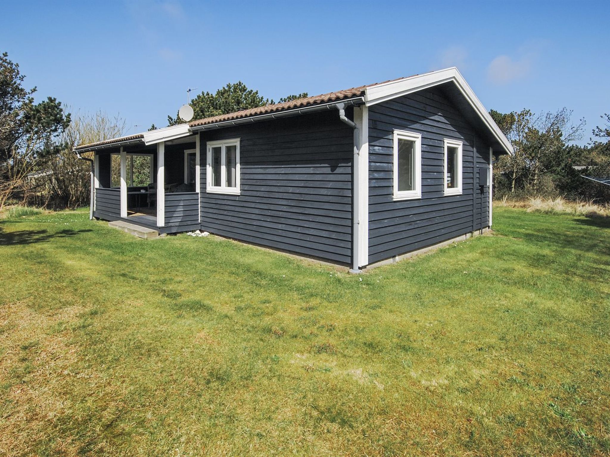 "Lökea" - 800m from the sea-Buiten