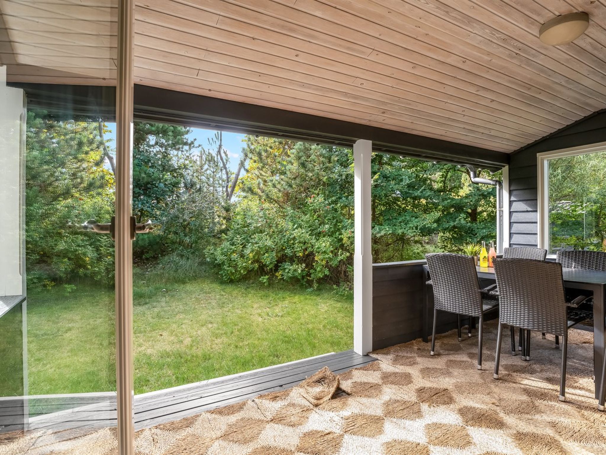 "Lökea" - 800m from the sea — Terrace (2 of 32)