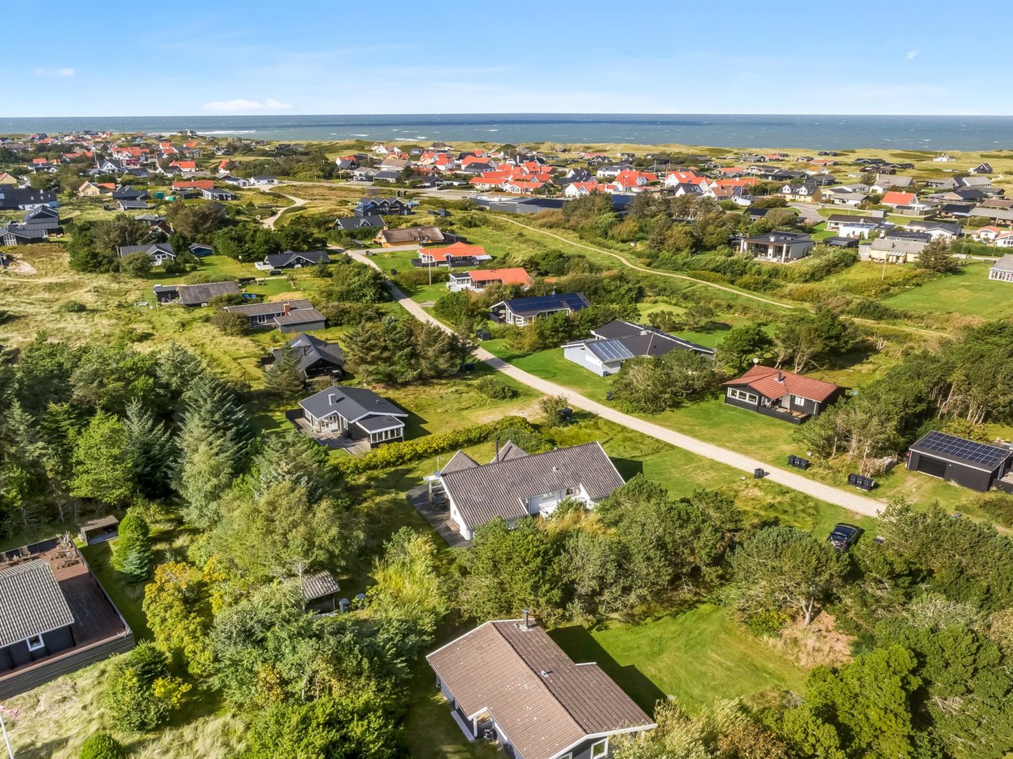 "Lökea" - 800m from the sea - Buiten