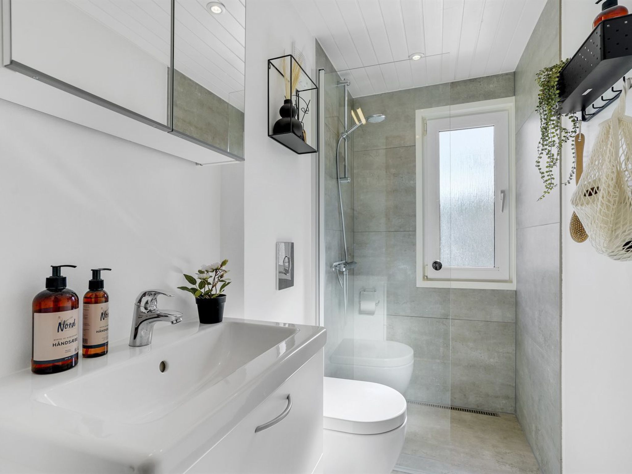 "Afke" - 900m from the sea - Drinnen
