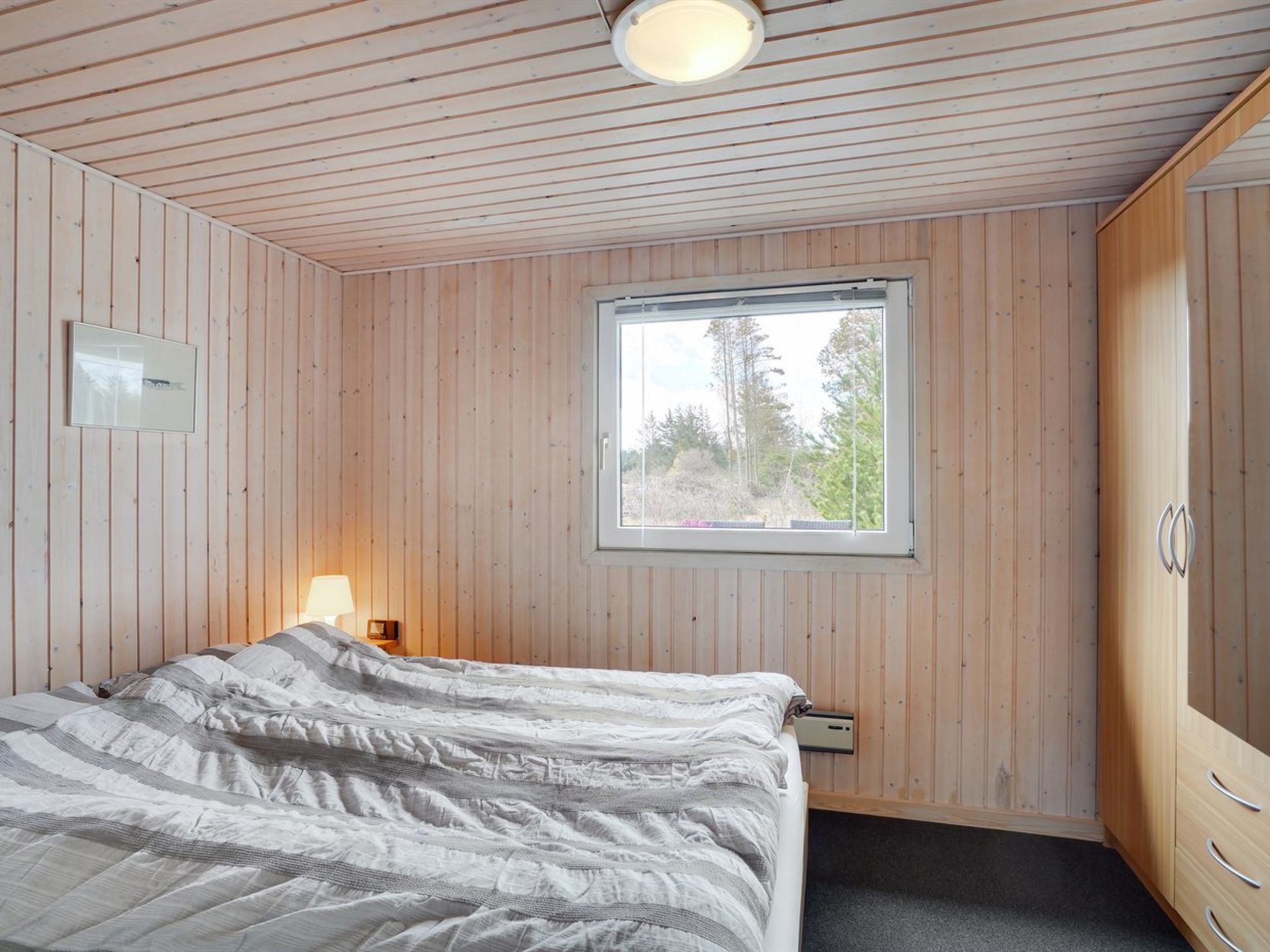 "Asmir" - 1.1km from the sea-Drinnen