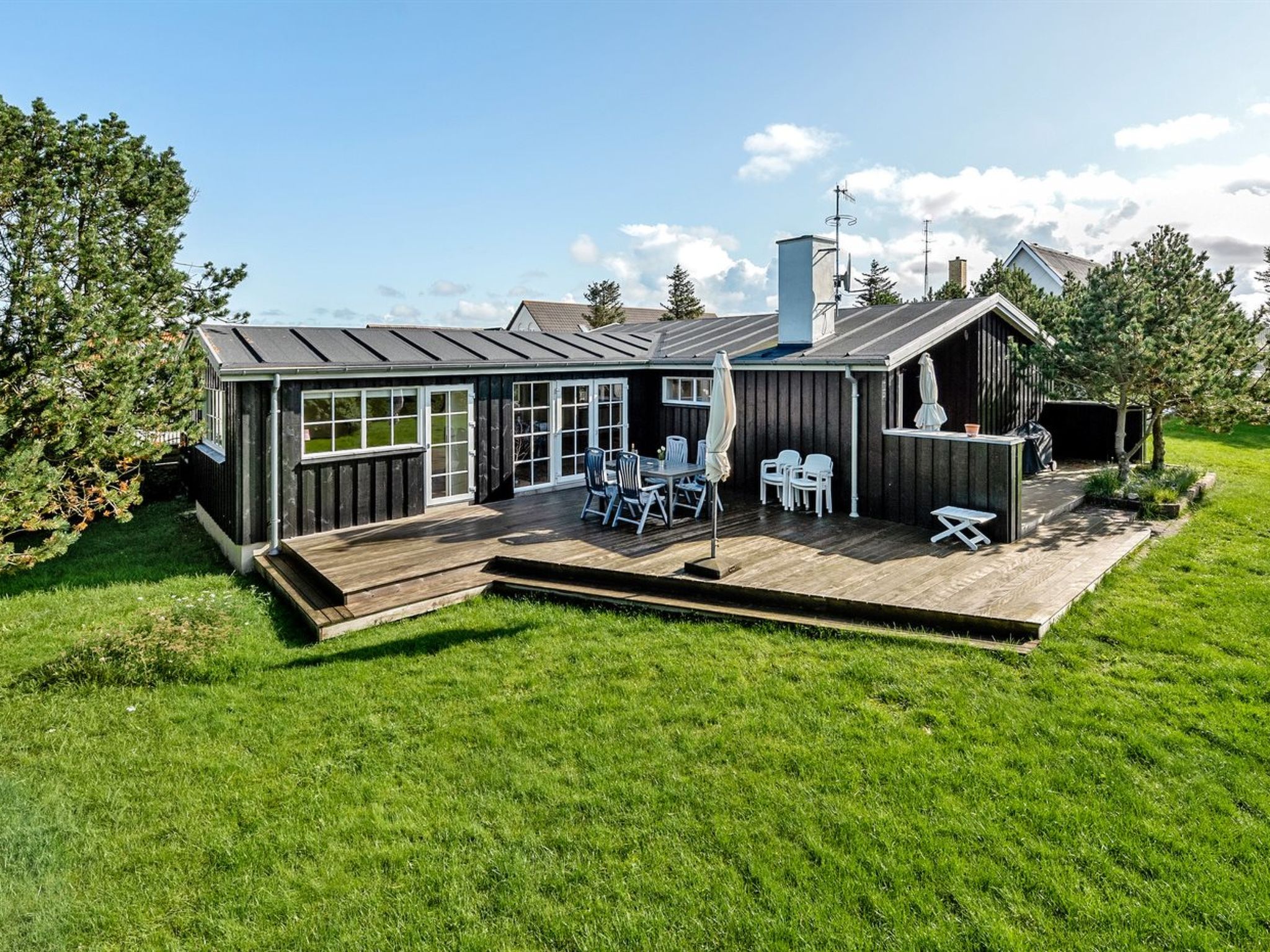 "Vivina" - 250m from the sea - Buiten