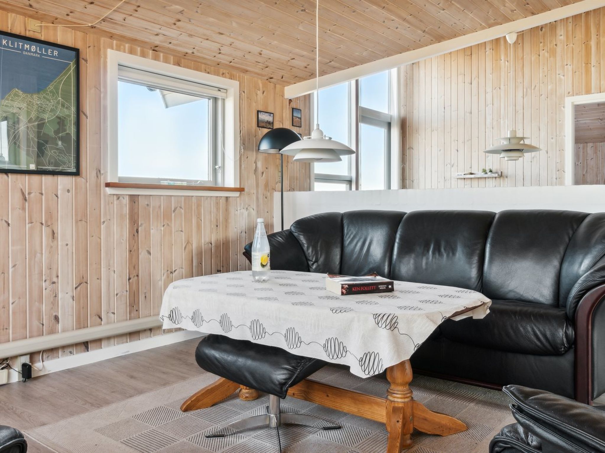 "Øde" - 350m from the sea - Binnen