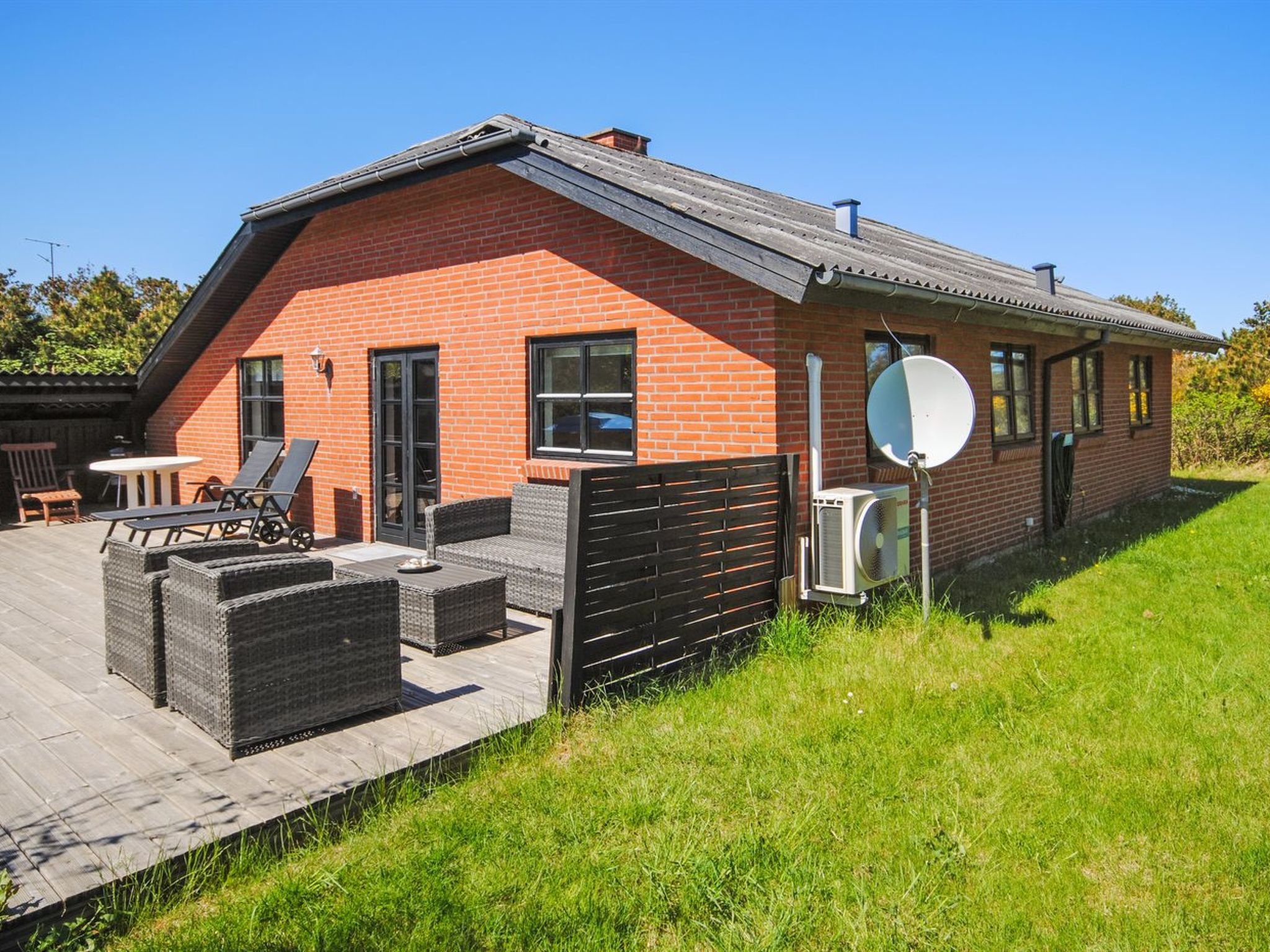 "Duco" - 300m from the sea