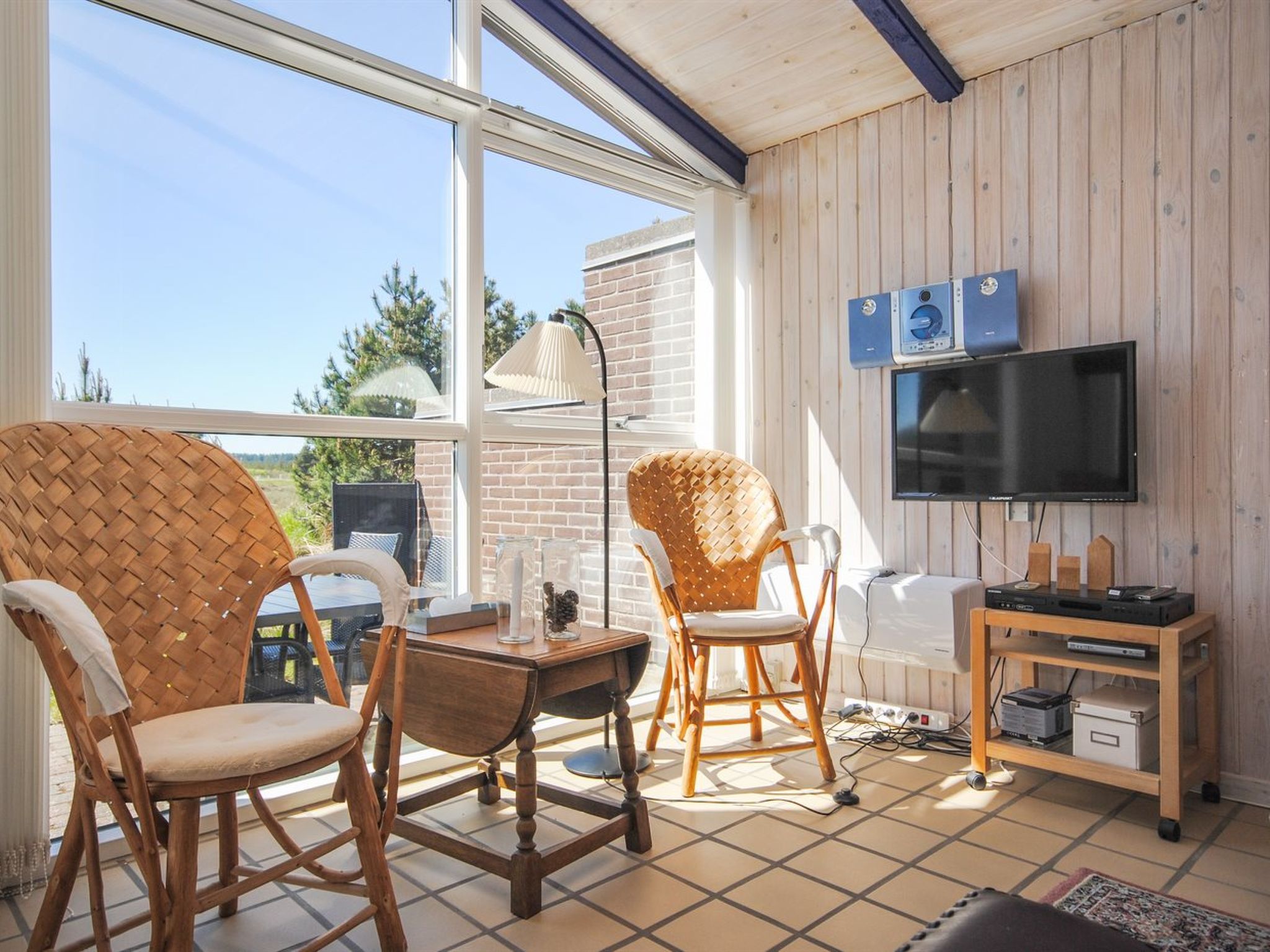"Jerrik" - 900m from the sea - Binnen