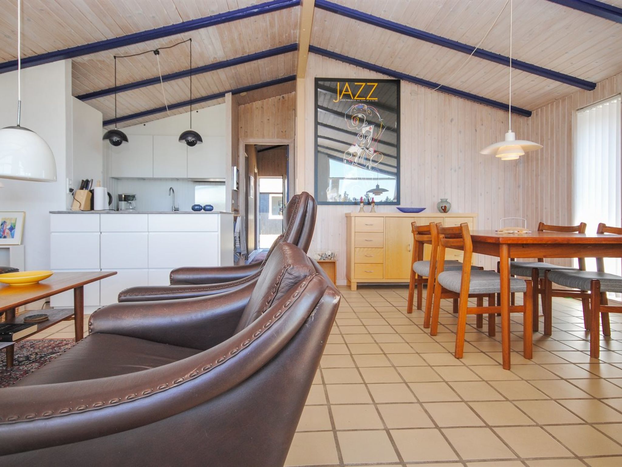 "Jerrik" - 900m from the sea - Binnen