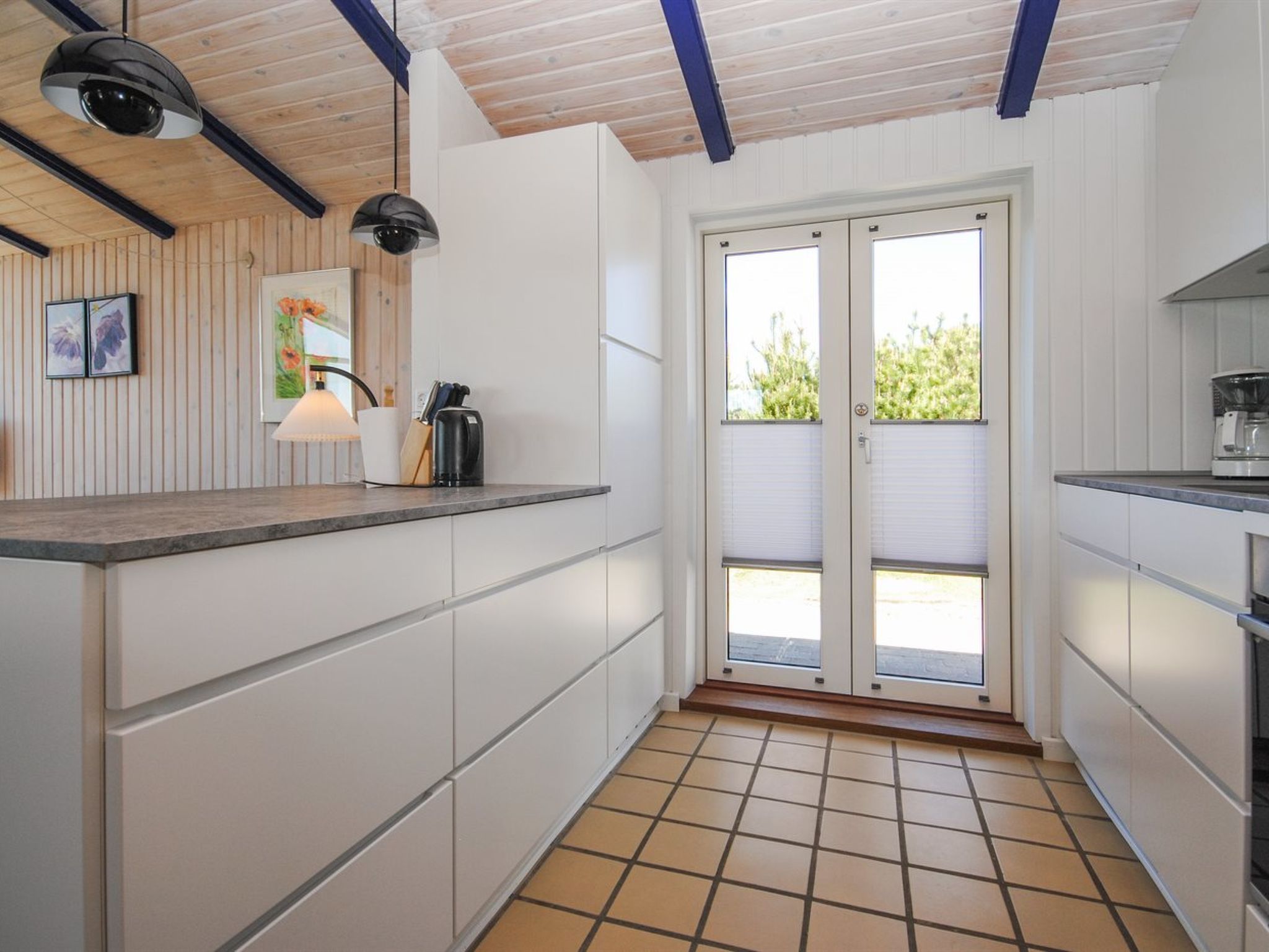 "Jerrik" - 900m from the sea - Binnen