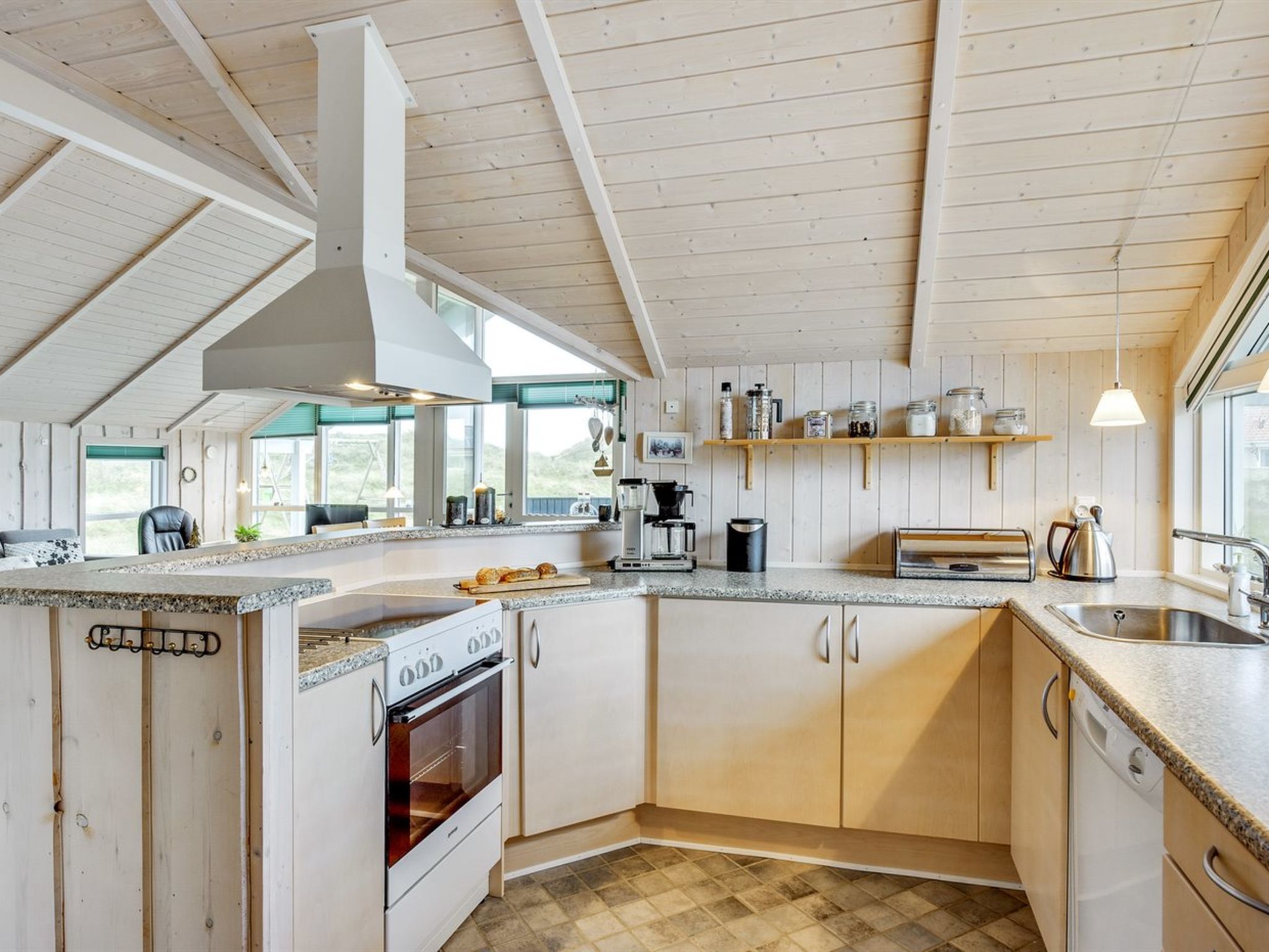 "Thyrger" - 550m from the sea - Drinnen