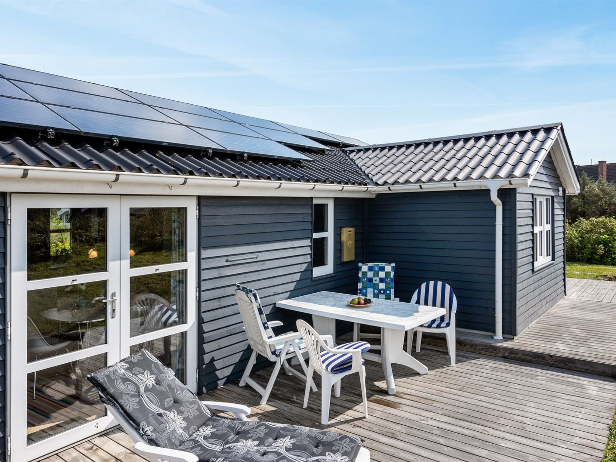 "Adisl" - 350m from the sea-Buiten