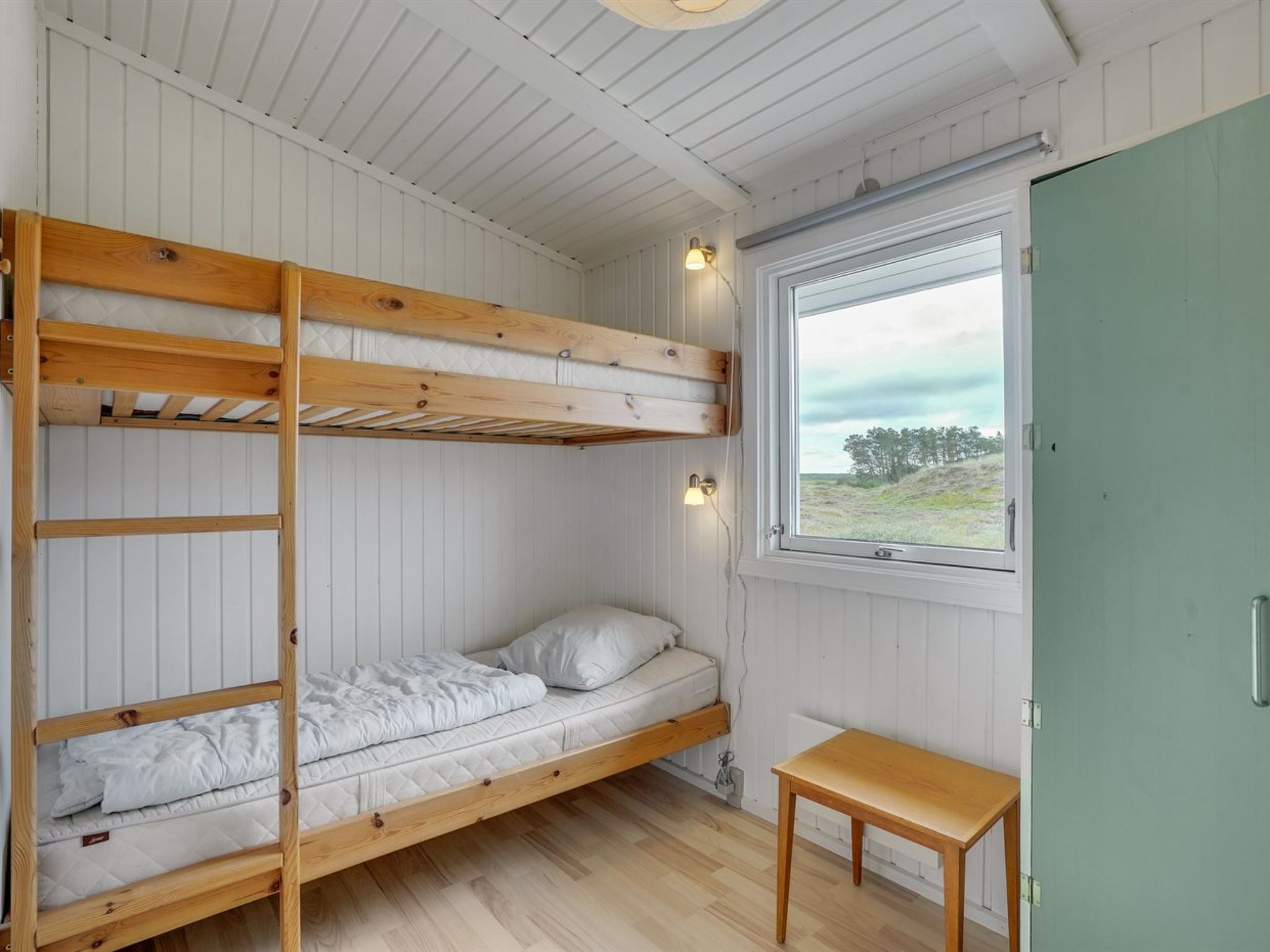 "Mads" - 950m from the sea - Binnen