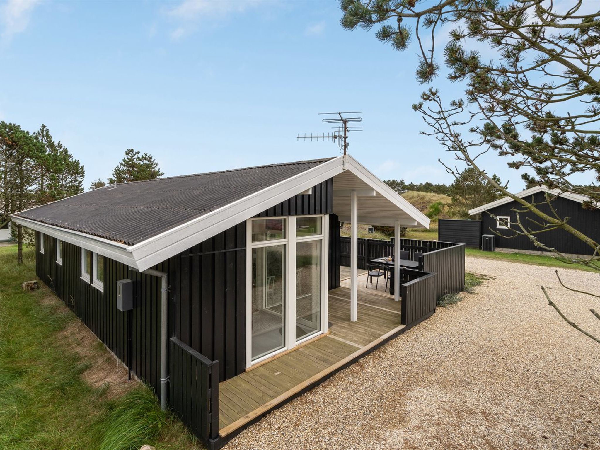 "Mads" - 950m from the sea - Buiten