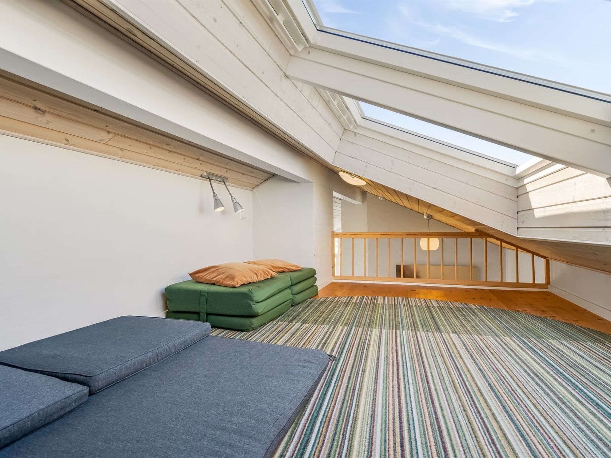 "Hornbogi" - 300m from the sea - Binnen