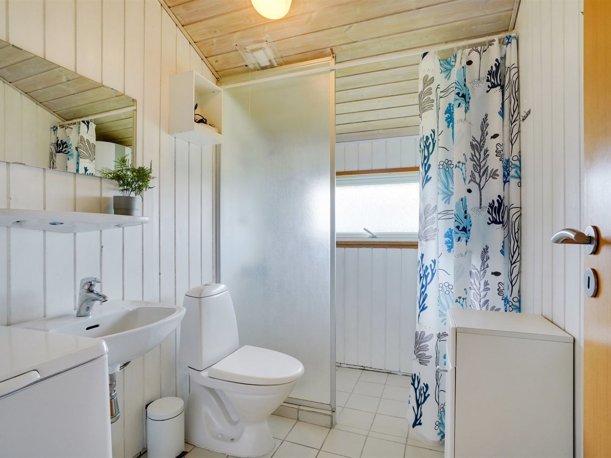 "Joern" - 300m from the sea - Drinnen