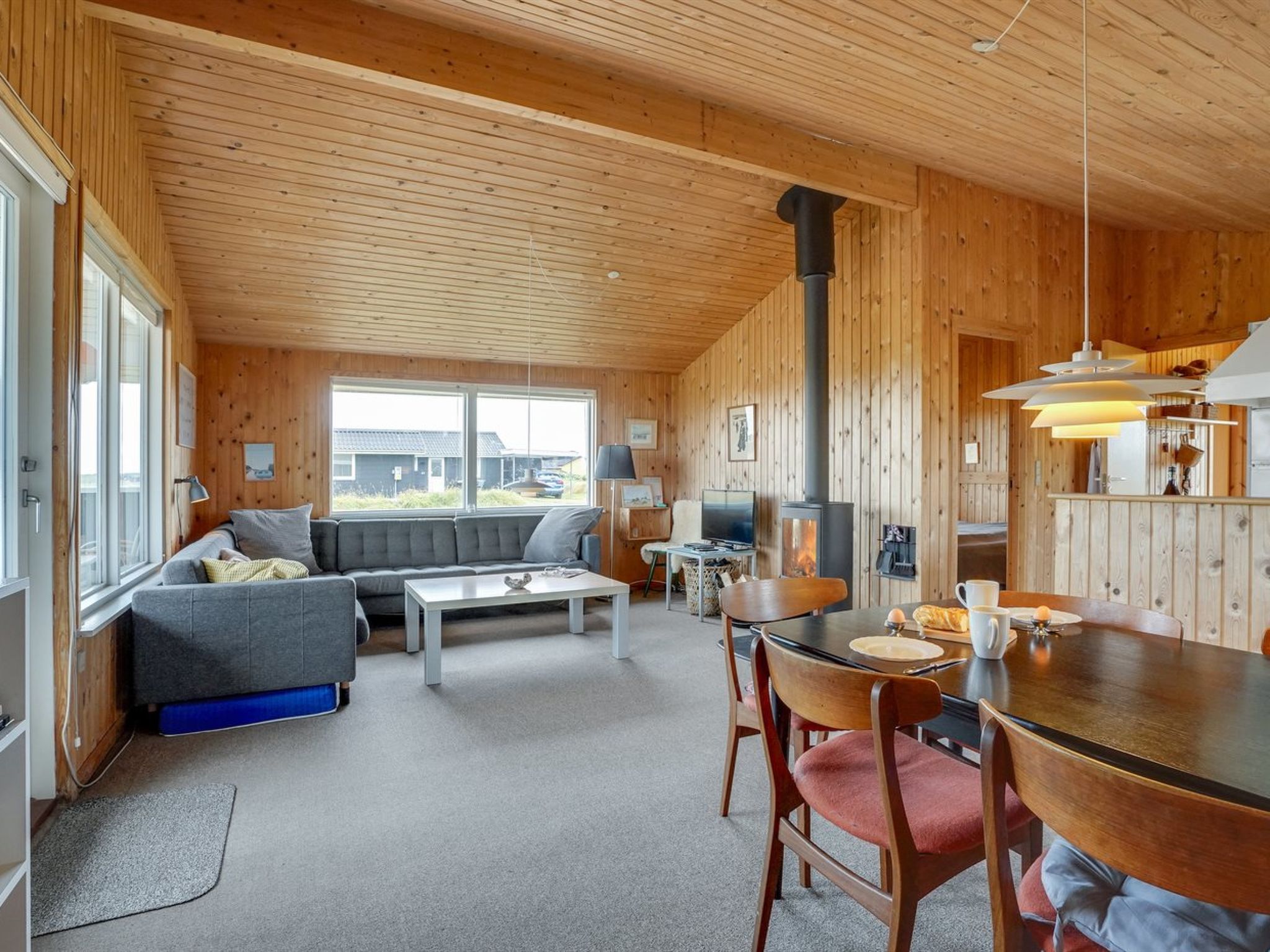"Svea" - 400m from the sea - Inside