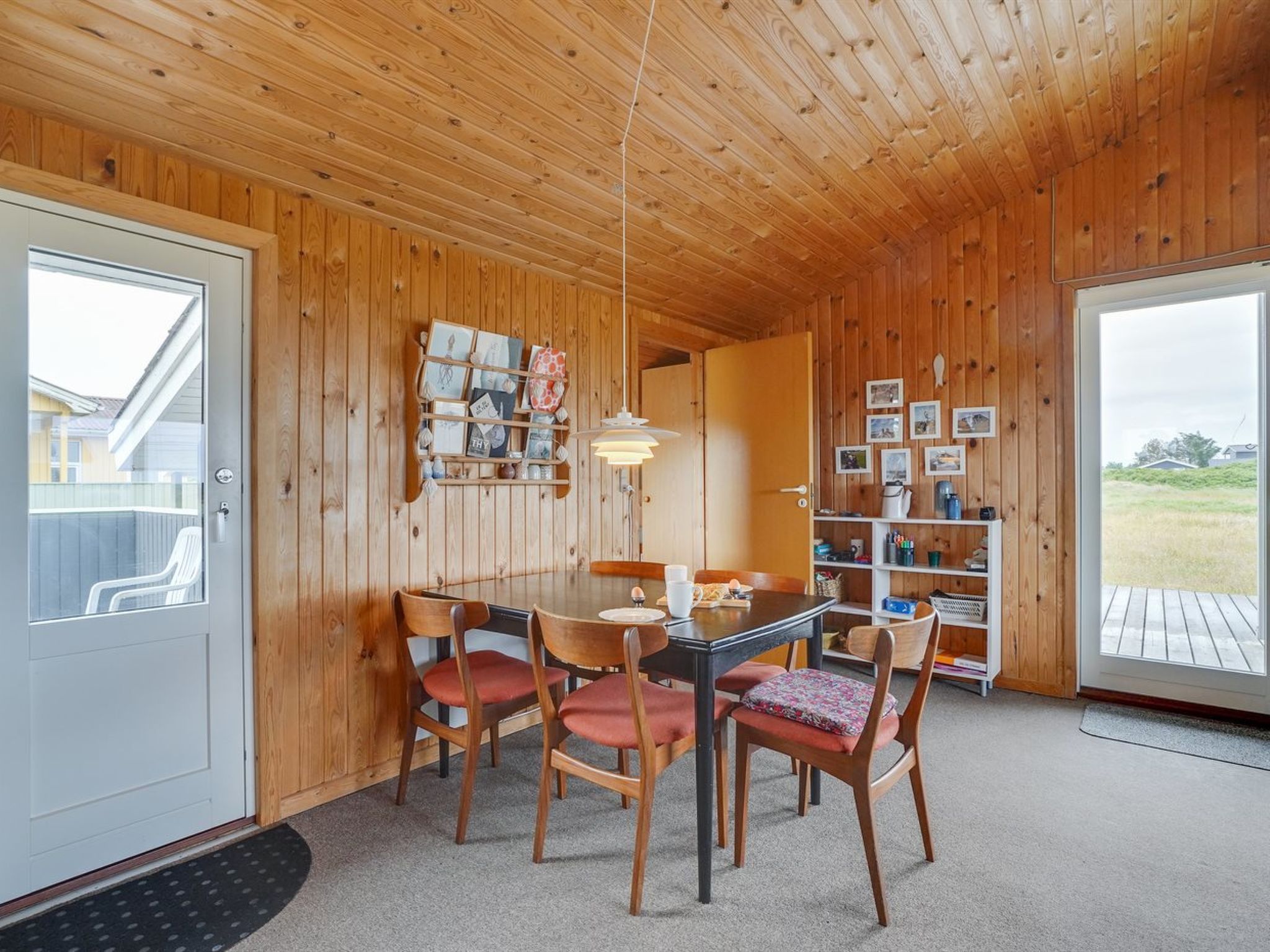 "Svea" - 400m from the sea - Inside
