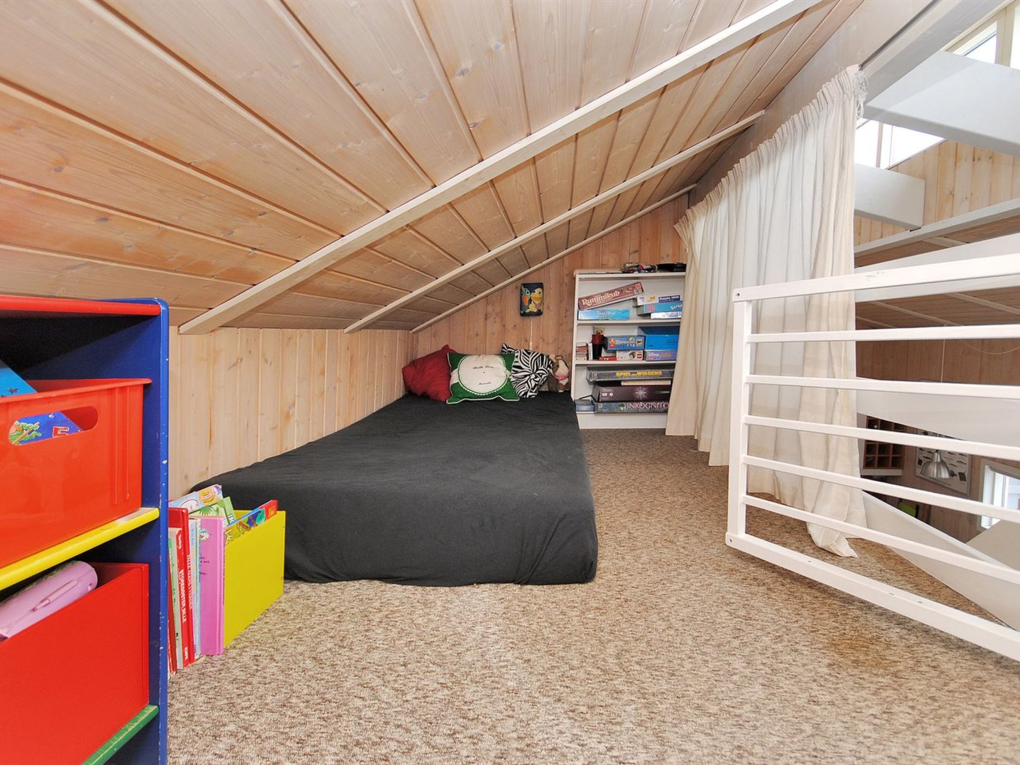 "Dode" - 225m from the sea-Drinnen
