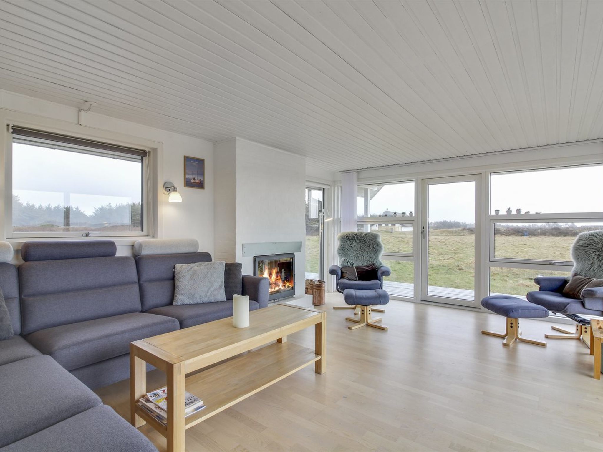 "Carelle" - 300m from the sea - Binnen