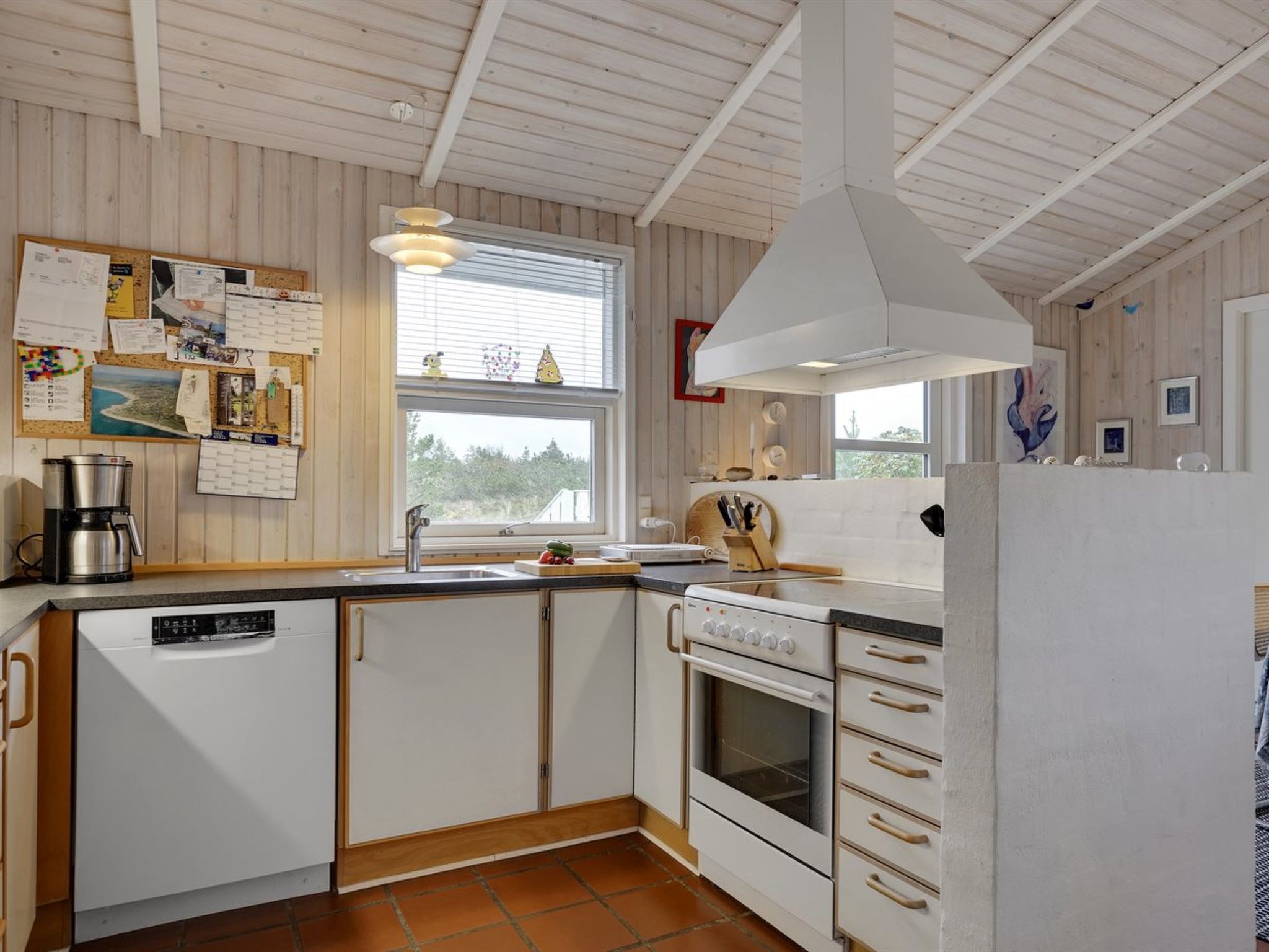 "Tino" - 900m from the sea