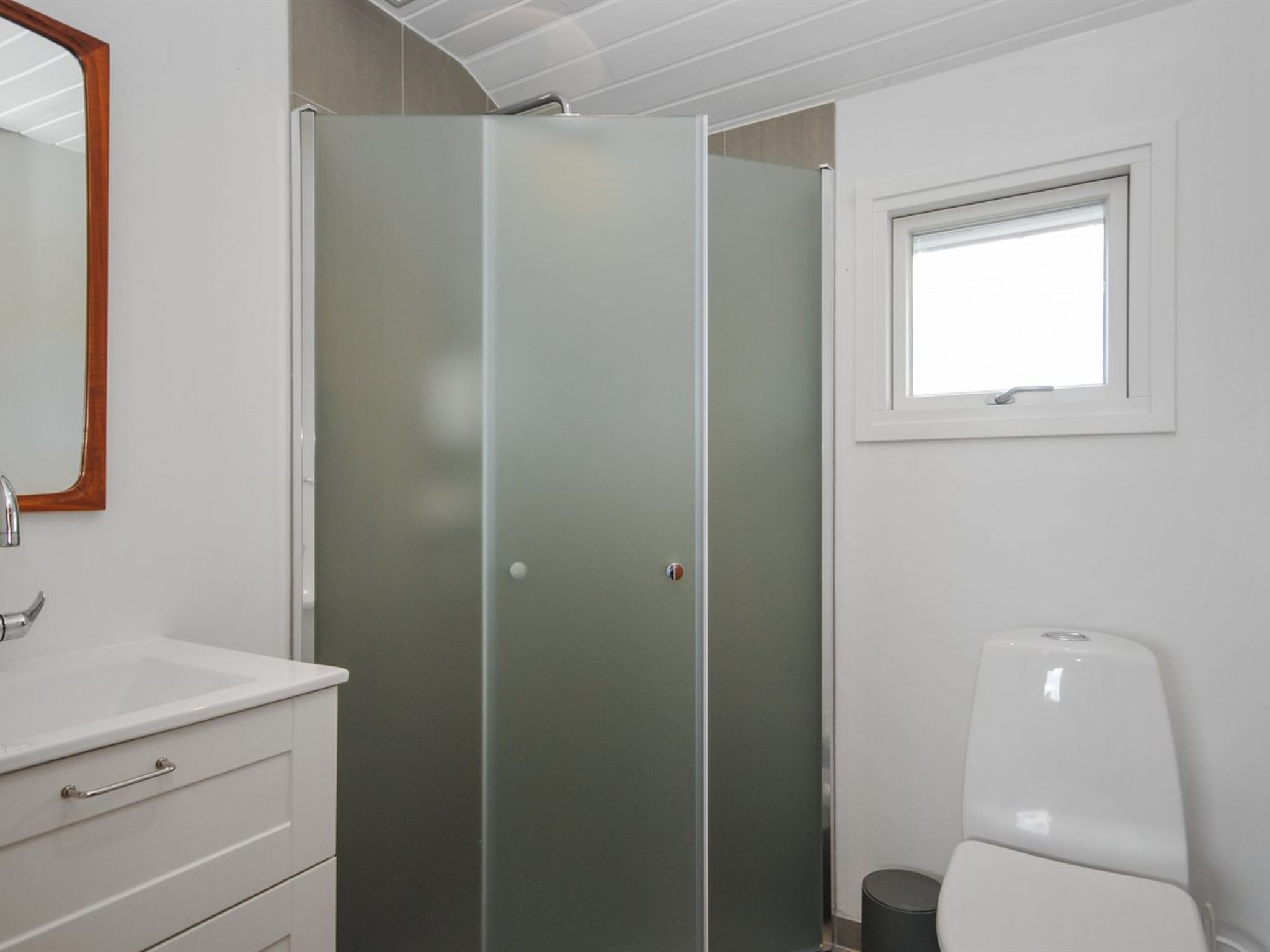 "Engelbertine" - 900m from the sea-Inside