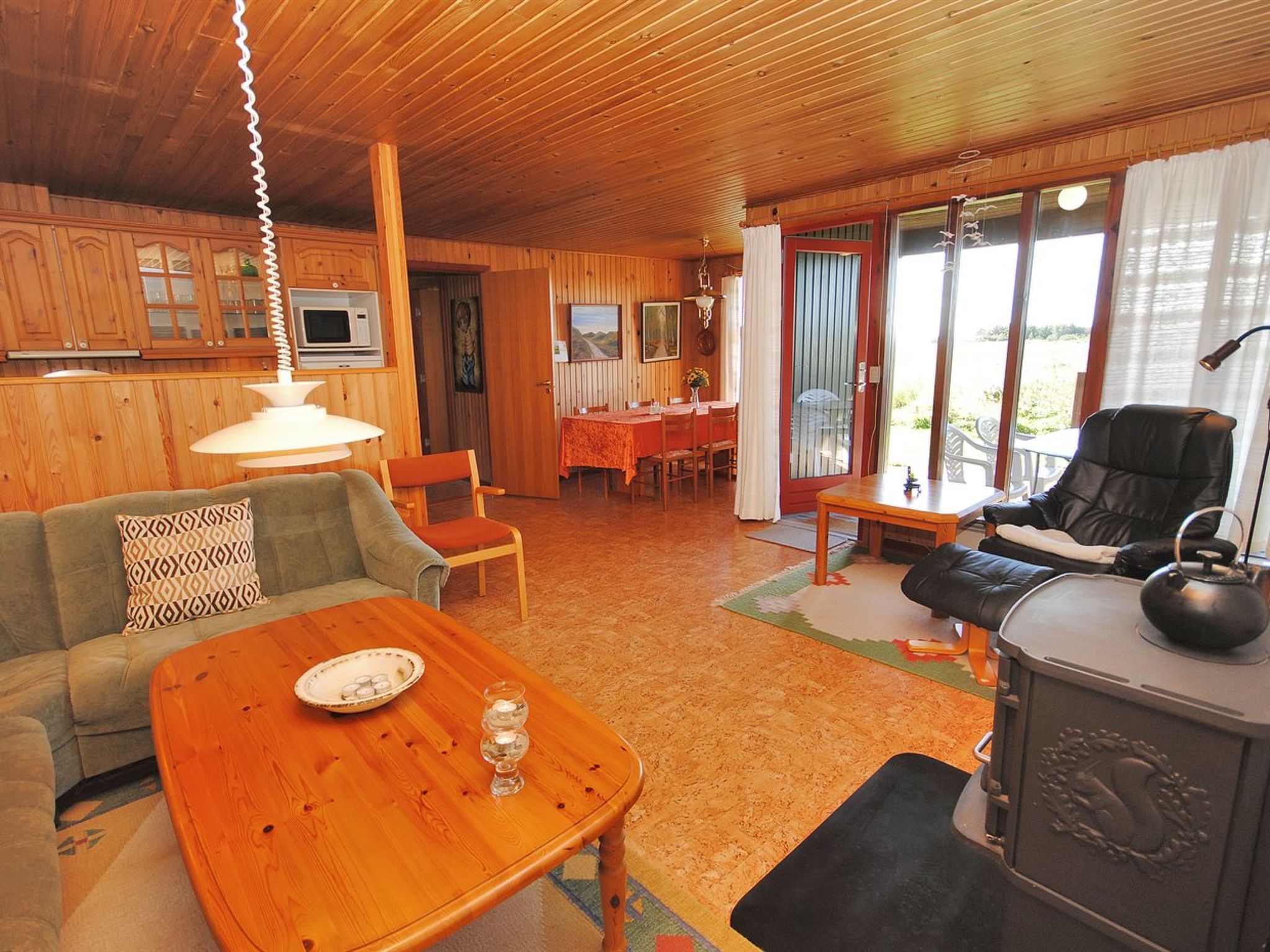 "Neven" - 900m from the sea - Binnen