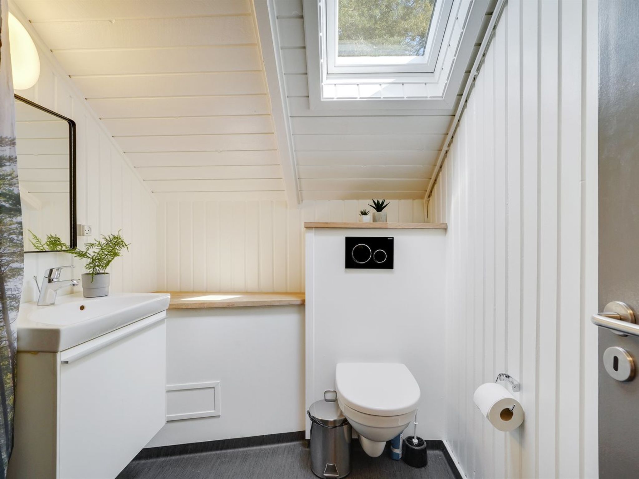 "Hjalmara" - 900m from the sea - Binnen