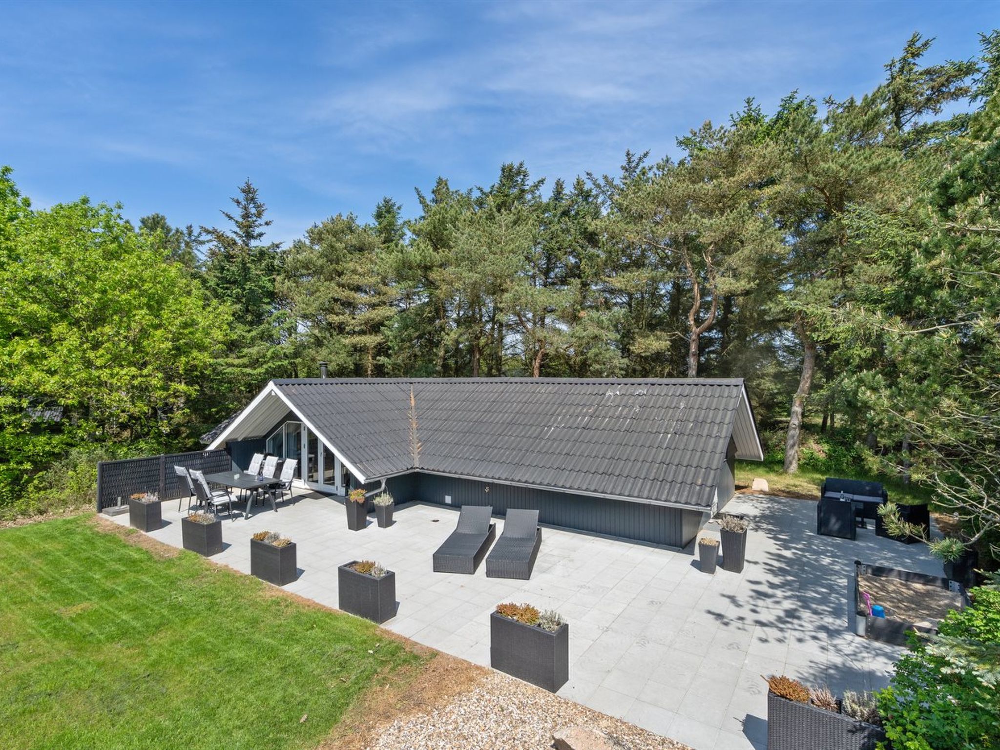 "Hjalmara" - 900m from the sea - Buiten